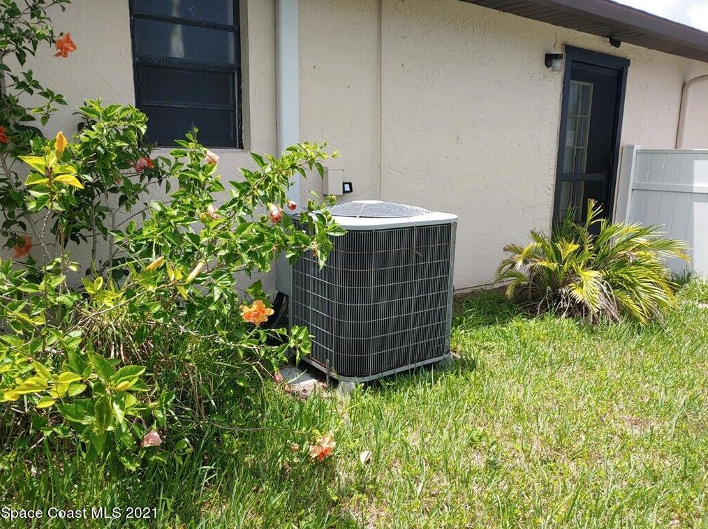 796 Emerson Dr, Melbourne FL  32909-3772 exterior