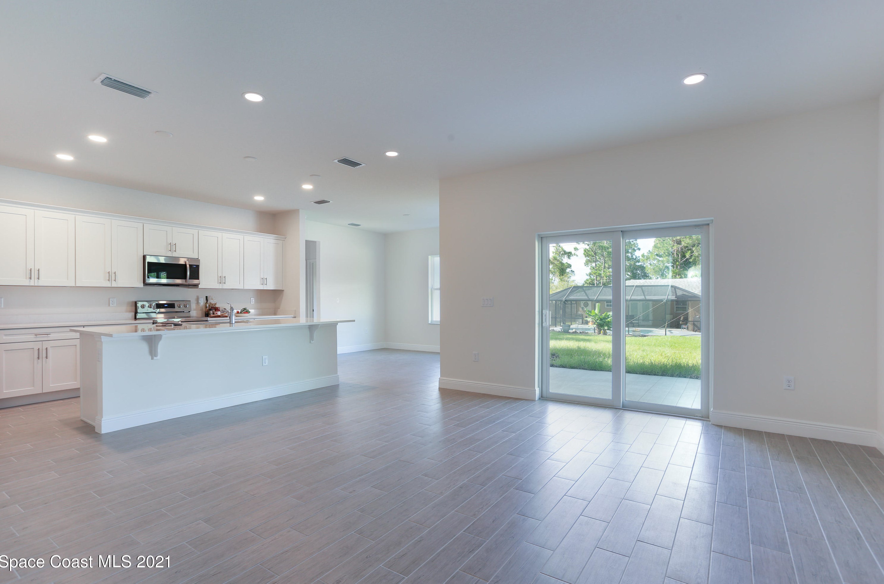 1646 Painter St, Melbourne FL 32909-5654 exterior