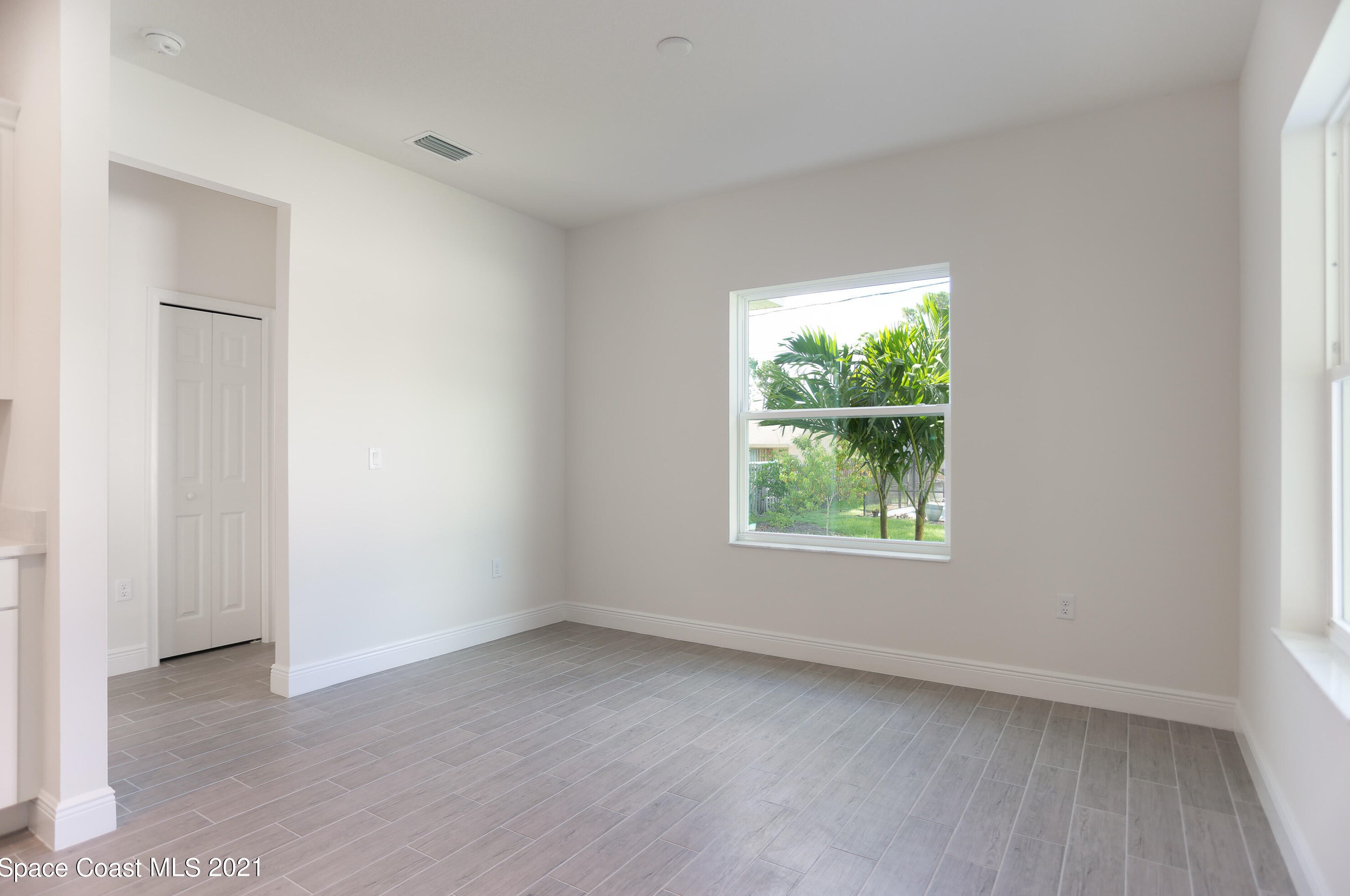 1646 Painter St, Melbourne FL 32909-5654 exterior