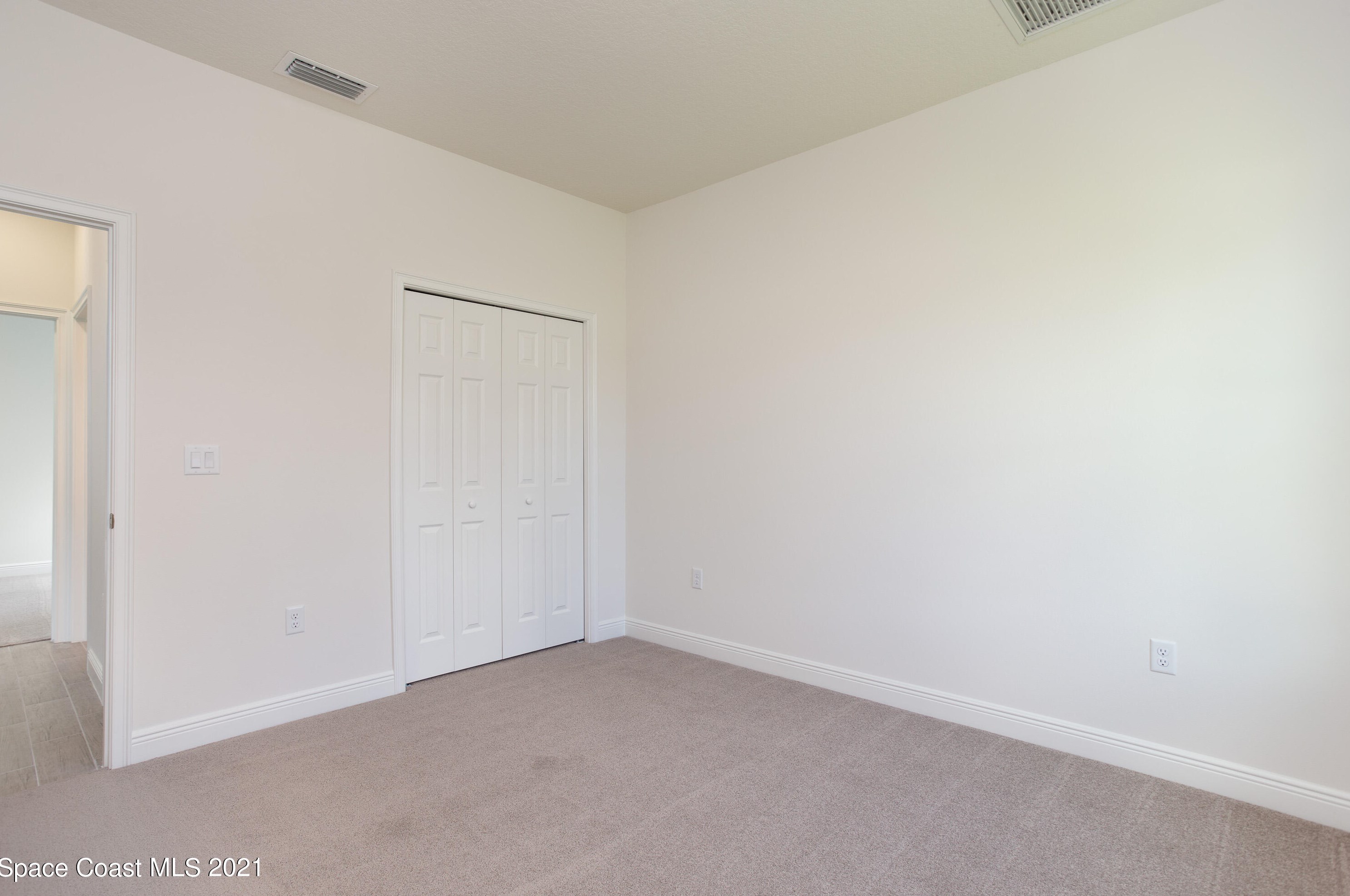 1646 Painter St, Melbourne FL 32909-5654 exterior