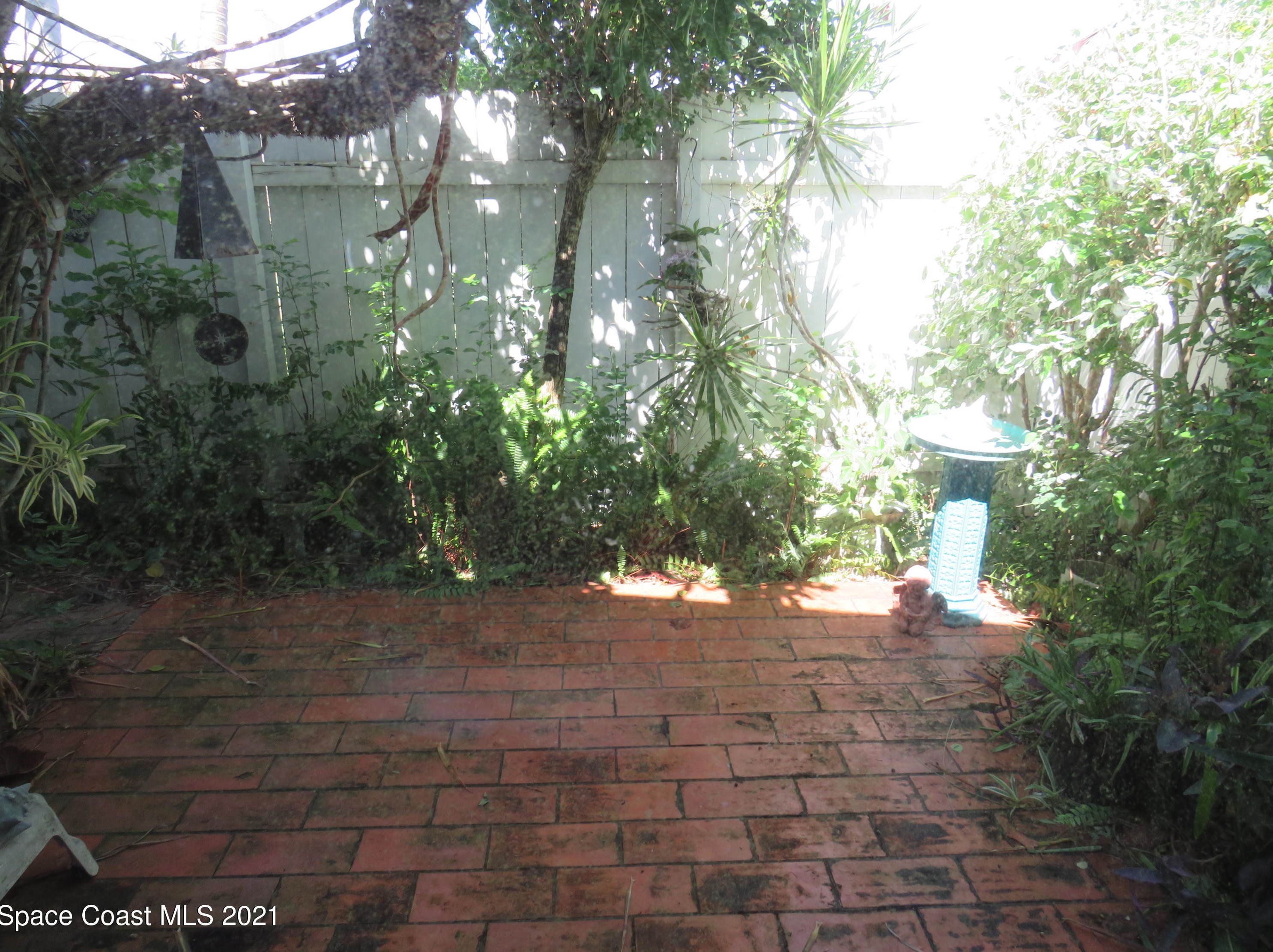 101 La Costa St, Melbourne FL  32951-3480 exterior