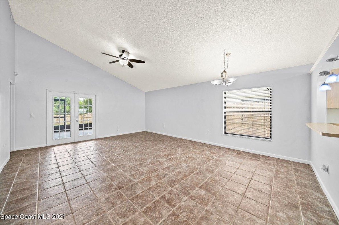 1772 Clover Cir, Melbourne FL  32935-5582 exterior