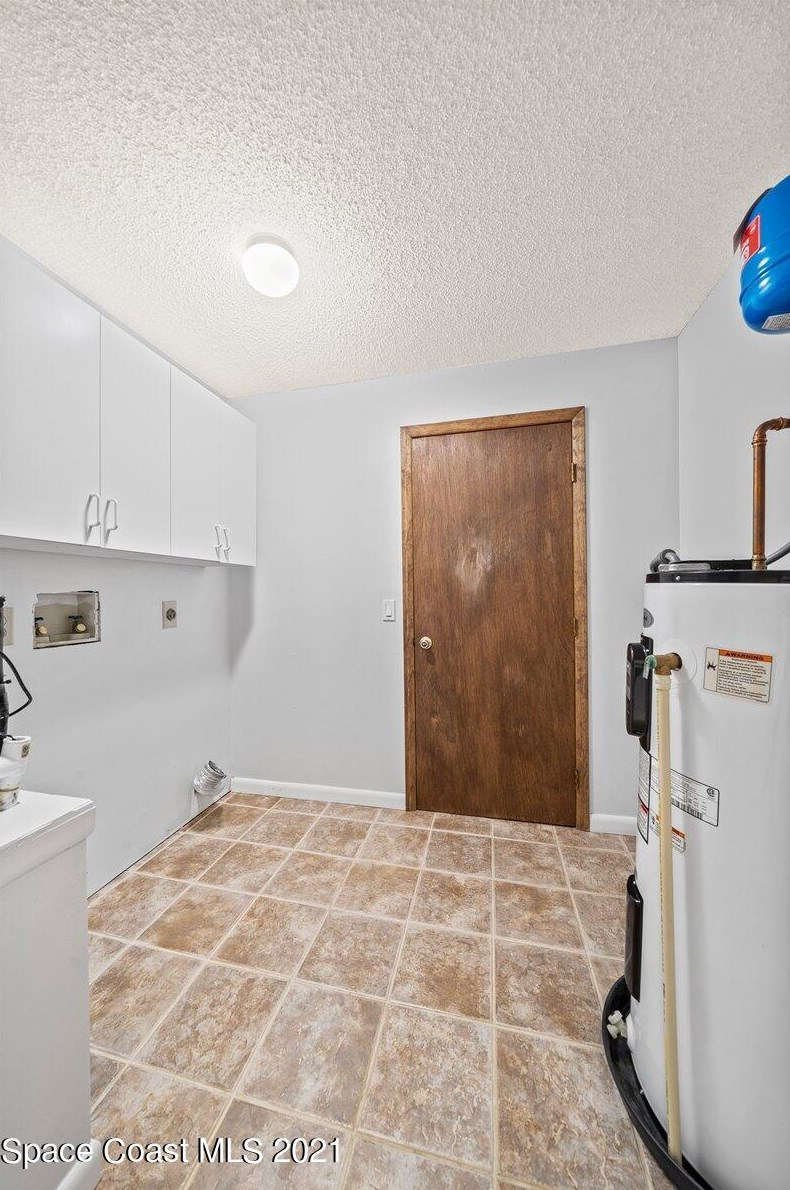 1772 Clover Cir, Melbourne FL  32935-5582 exterior