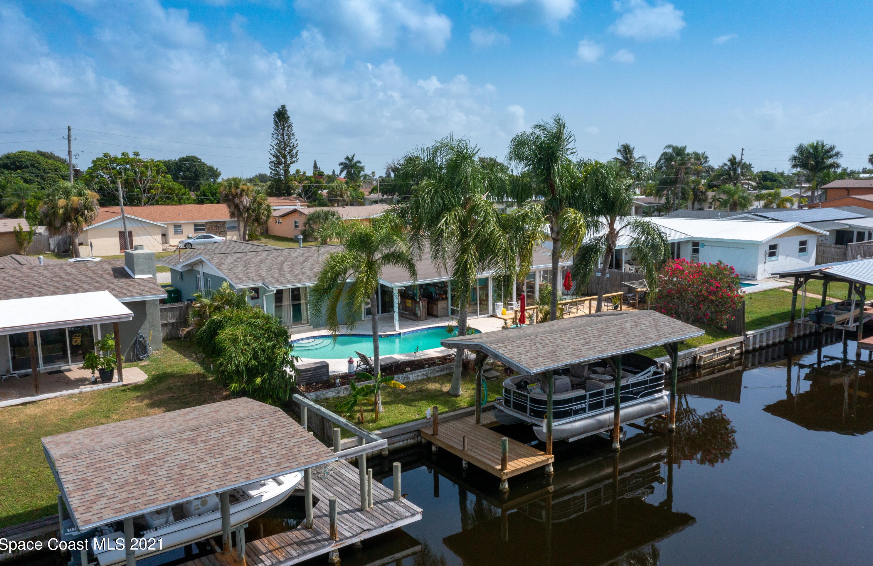 1415 Central Ave, Merritt Island FL 32952-5634 exterior