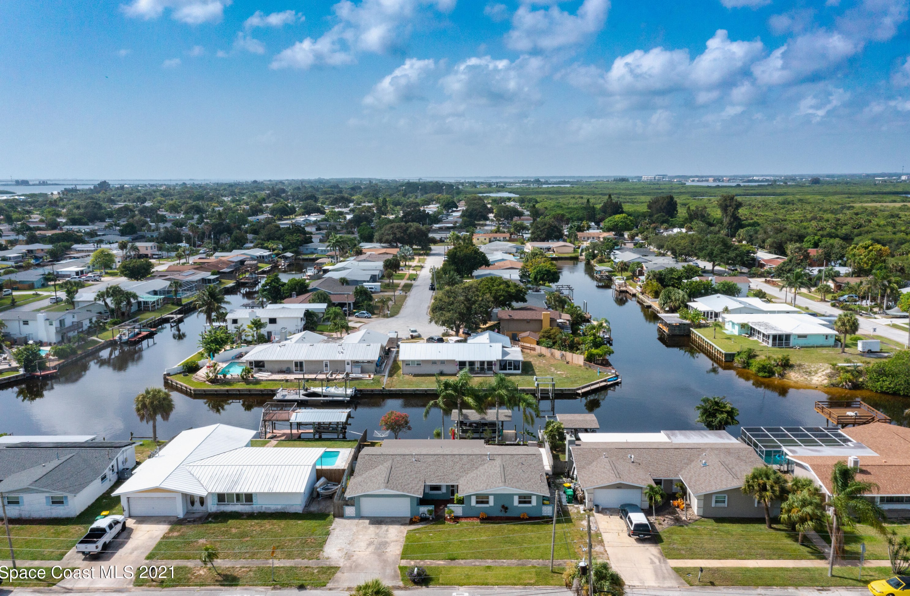 1415 Central Ave, Merritt Island FL 32952-5634 exterior