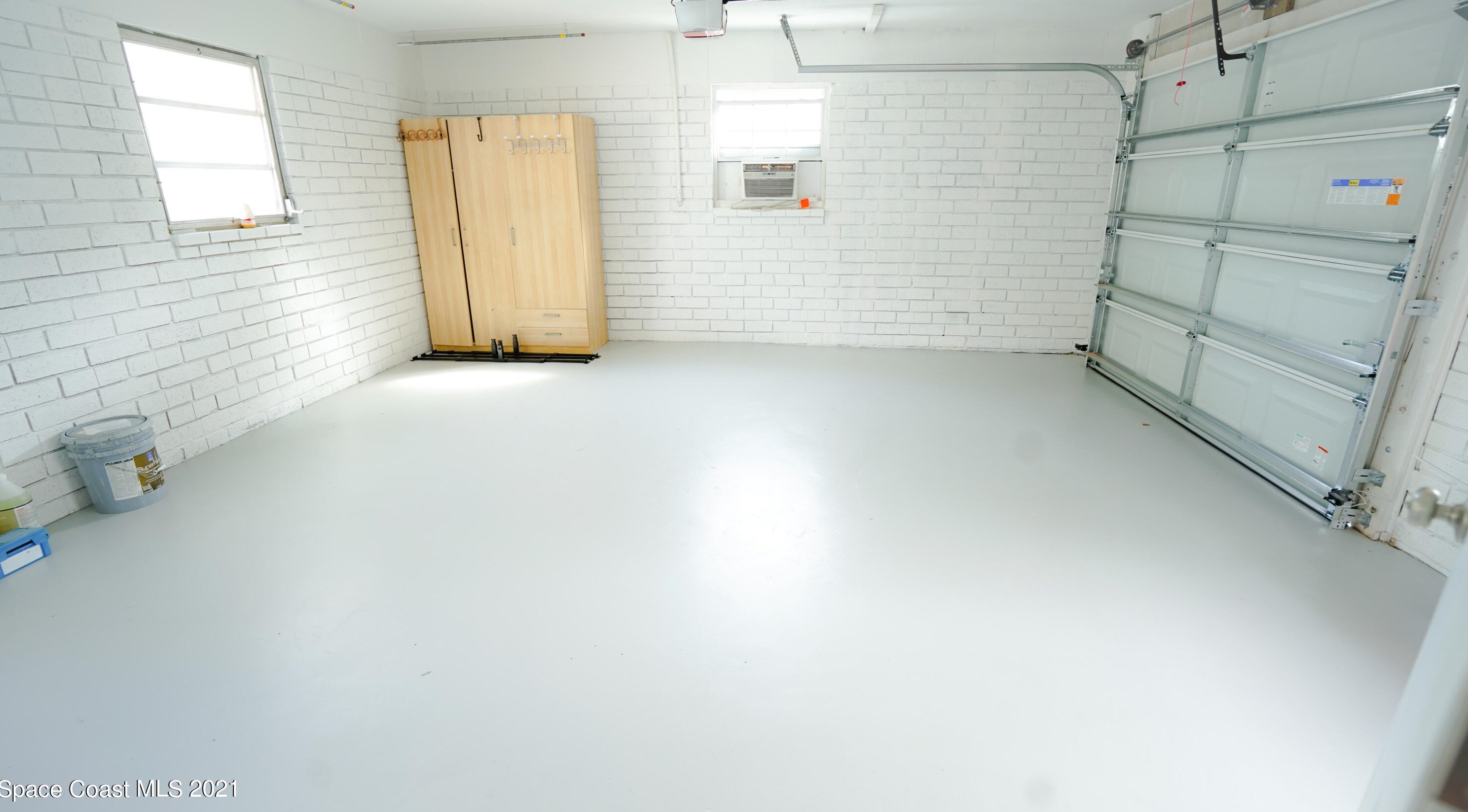 28 Fernwood Dr, Melbourne FL  32955-2910 exterior