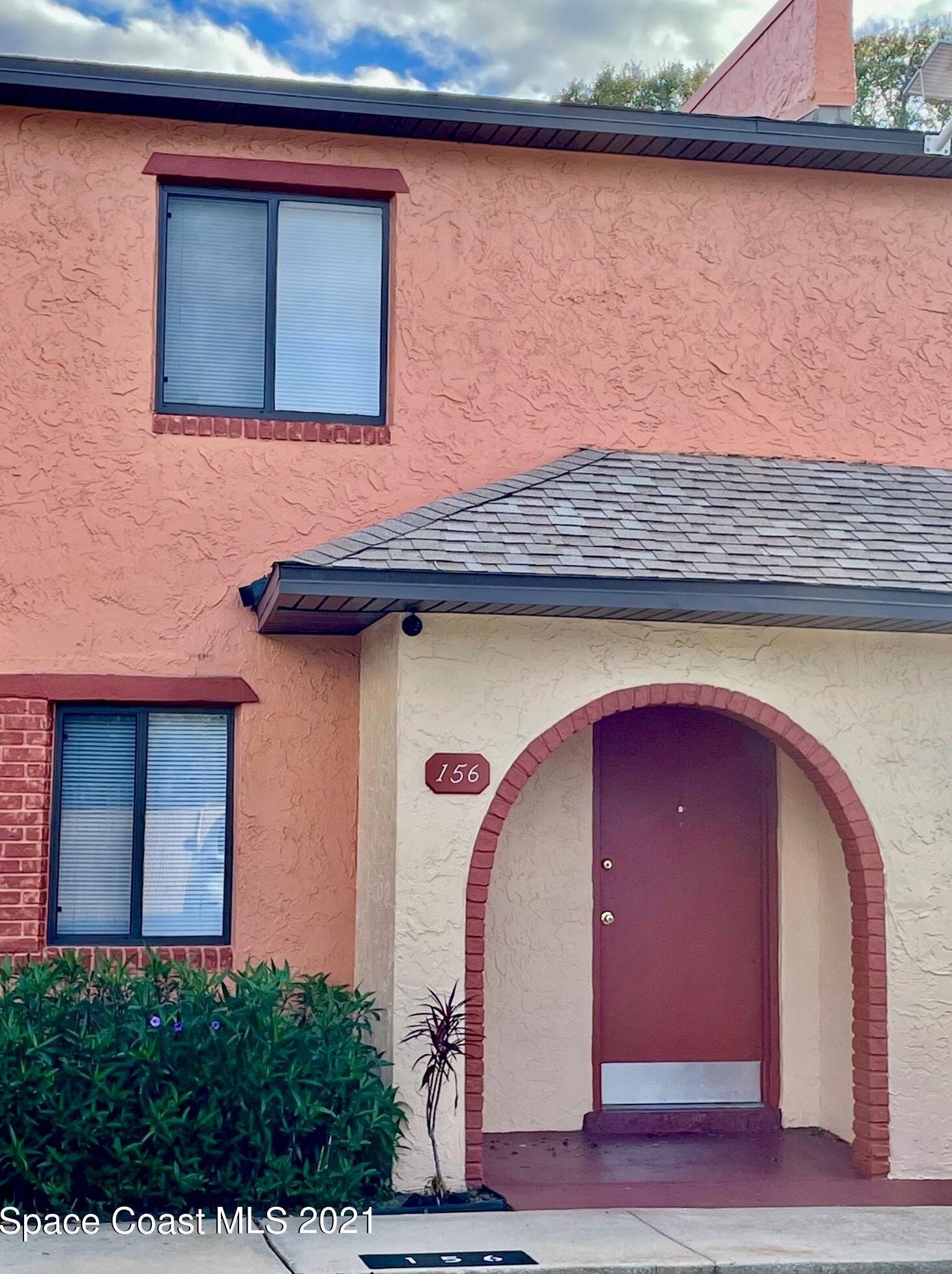 156 San Juan Cir, Melbourne FL 32935-5422 exterior