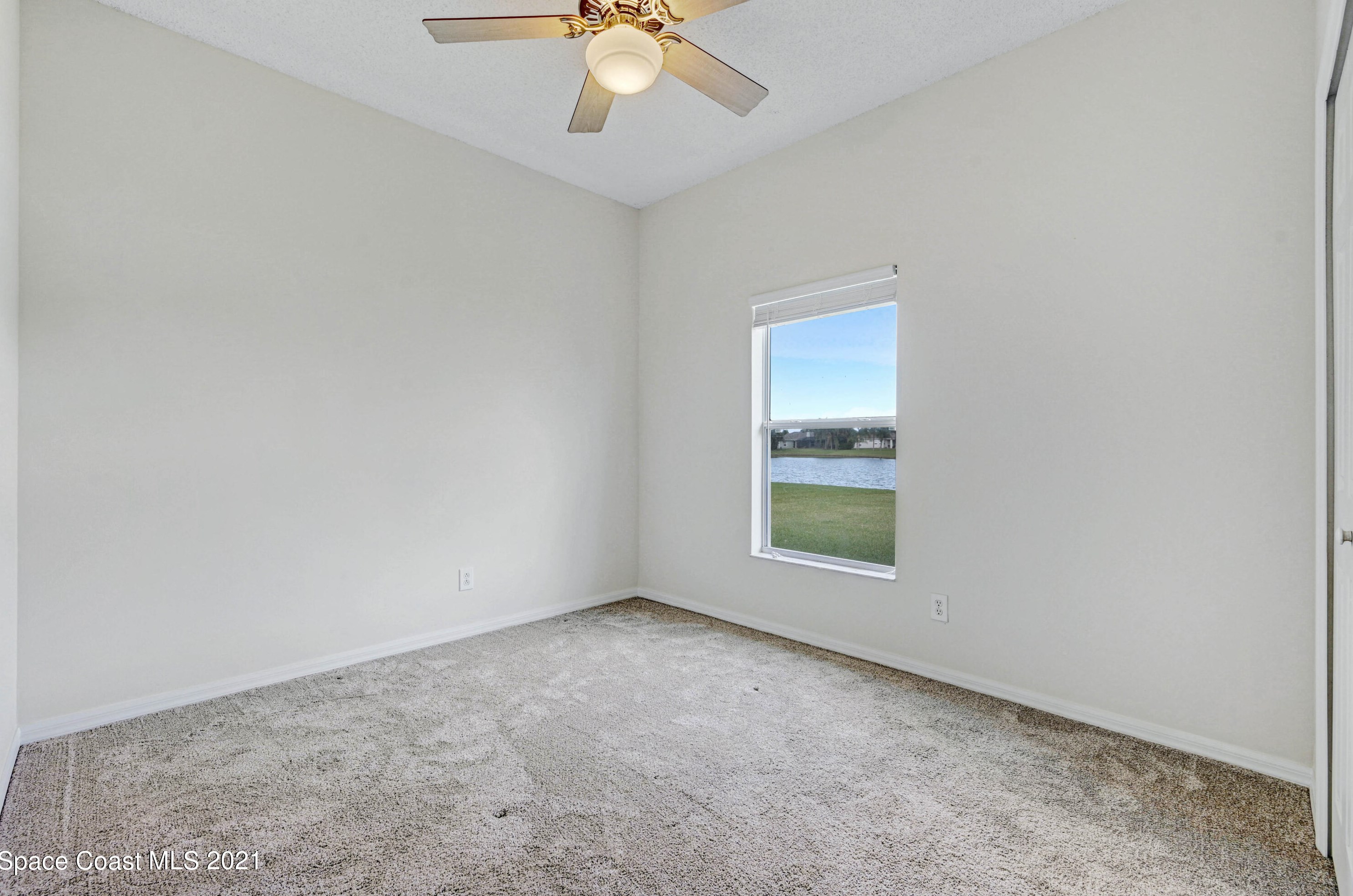 1475 Knoll Ridge Dr, Melbourne FL  32940-6357 exterior