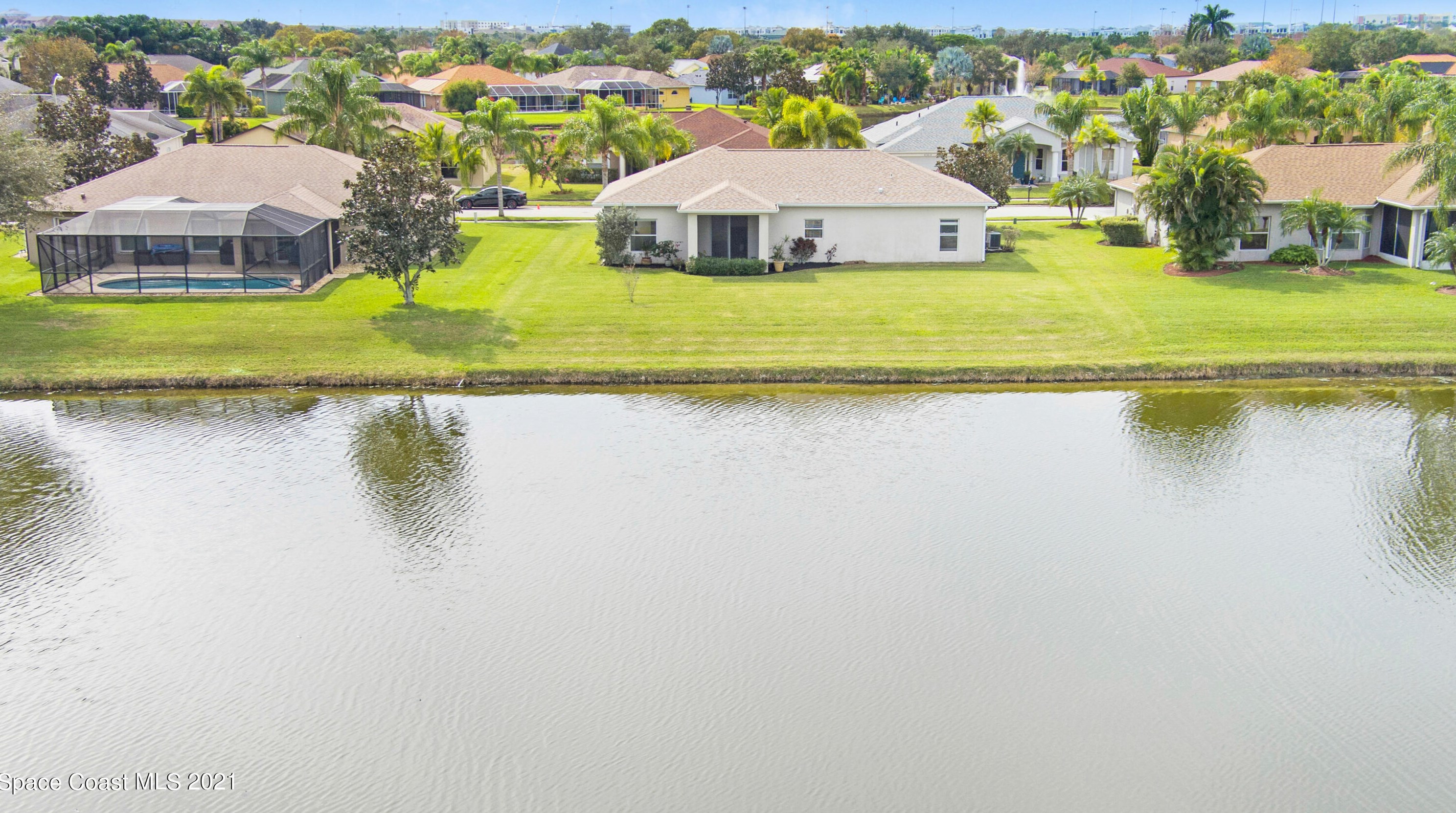 1475 Knoll Ridge Dr, Melbourne FL  32940-6357 exterior