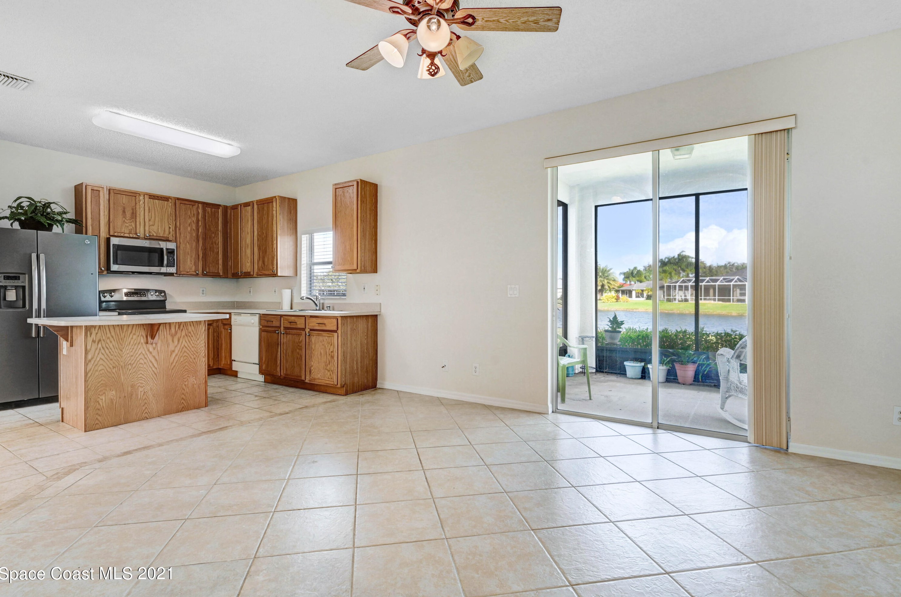 1475 Knoll Ridge Dr, Melbourne FL  32940-6357 exterior