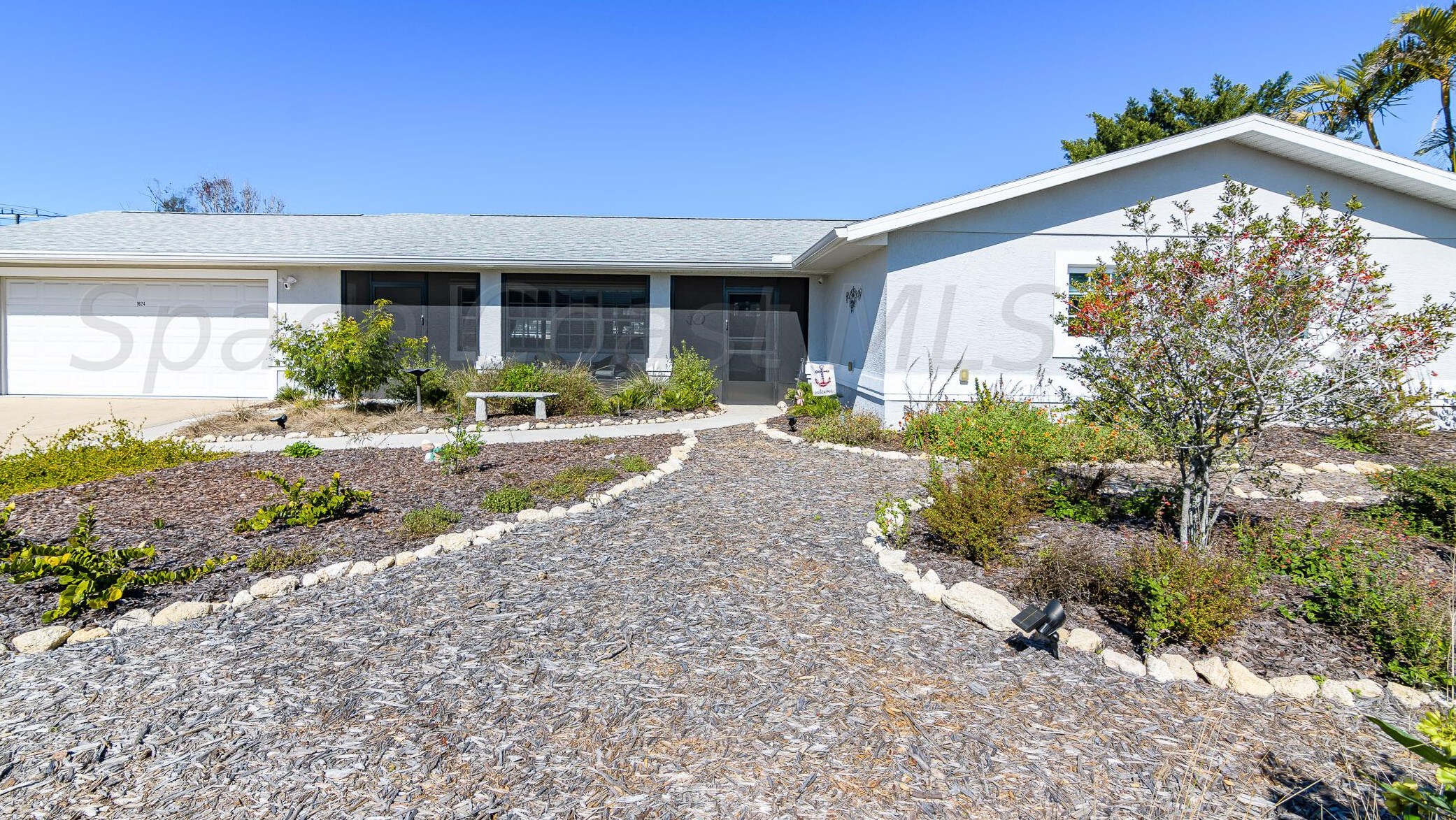 1624 Shore Dr, Merritt Island FL  32952-5616 exterior