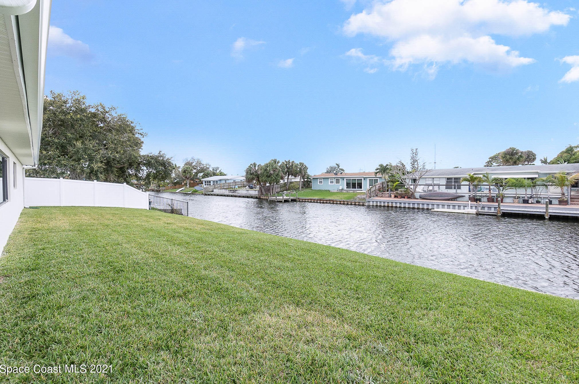 745 Jacaranda St, Merritt Island FL  32952-5902 exterior