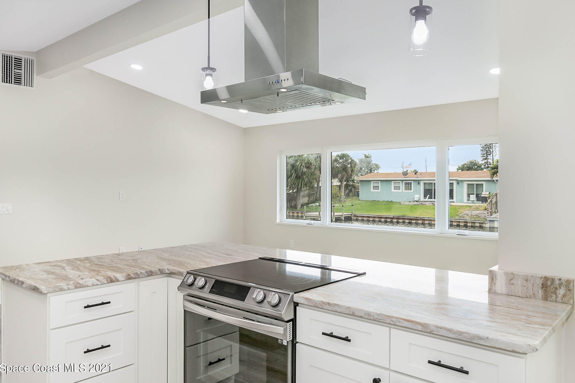 745 Jacaranda St, Merritt Island FL  32952-5902 exterior