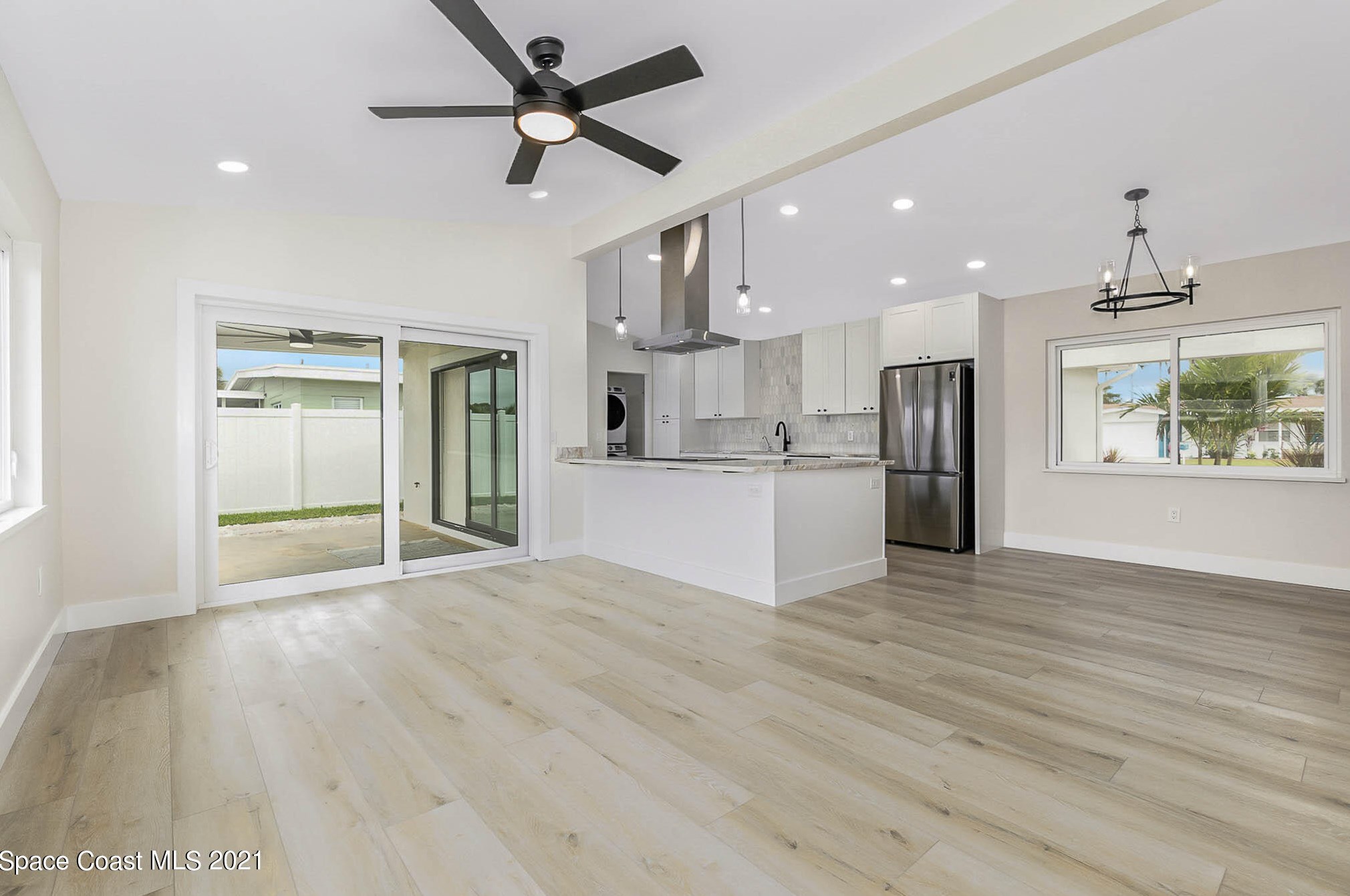 745 Jacaranda St, Merritt Island FL  32952-5902 exterior