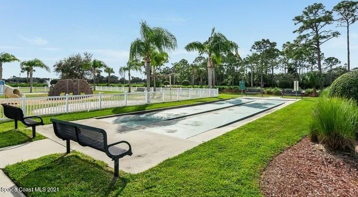 1820 Winding Ridge Cir, Melbourne FL  32909-2314 exterior