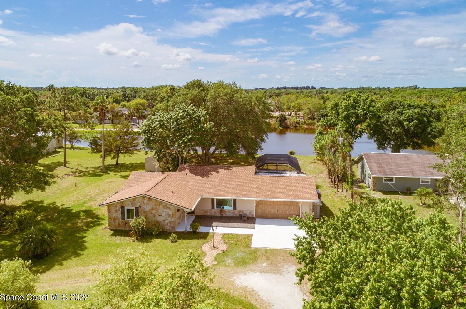 1065 Pne Is Rd, Merritt Island FL 32953-6605 exterior