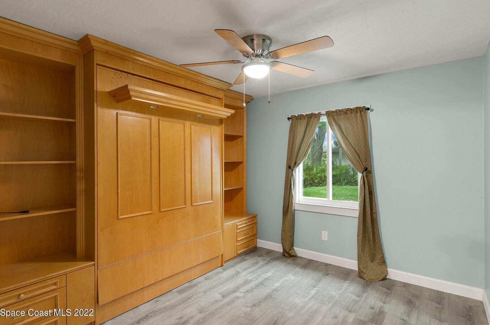 1065 Pne Is Rd, Merritt Island FL 32953-6605 exterior