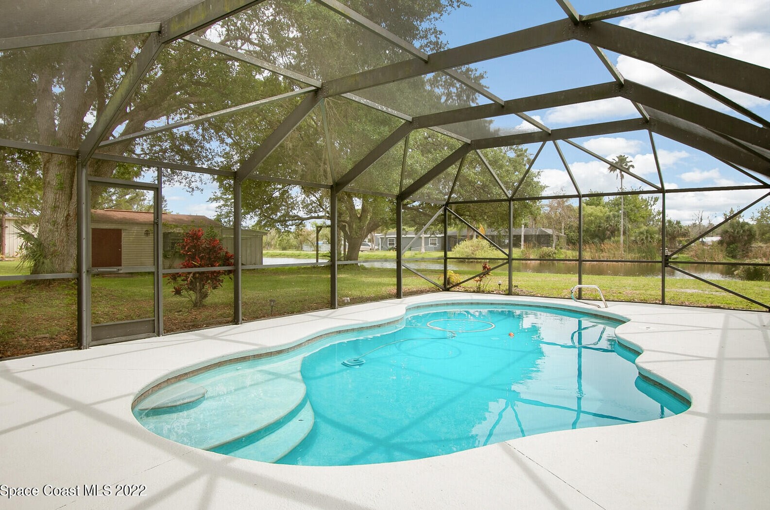 1065 Pne Is Rd, Merritt Island FL 32953-6605 exterior