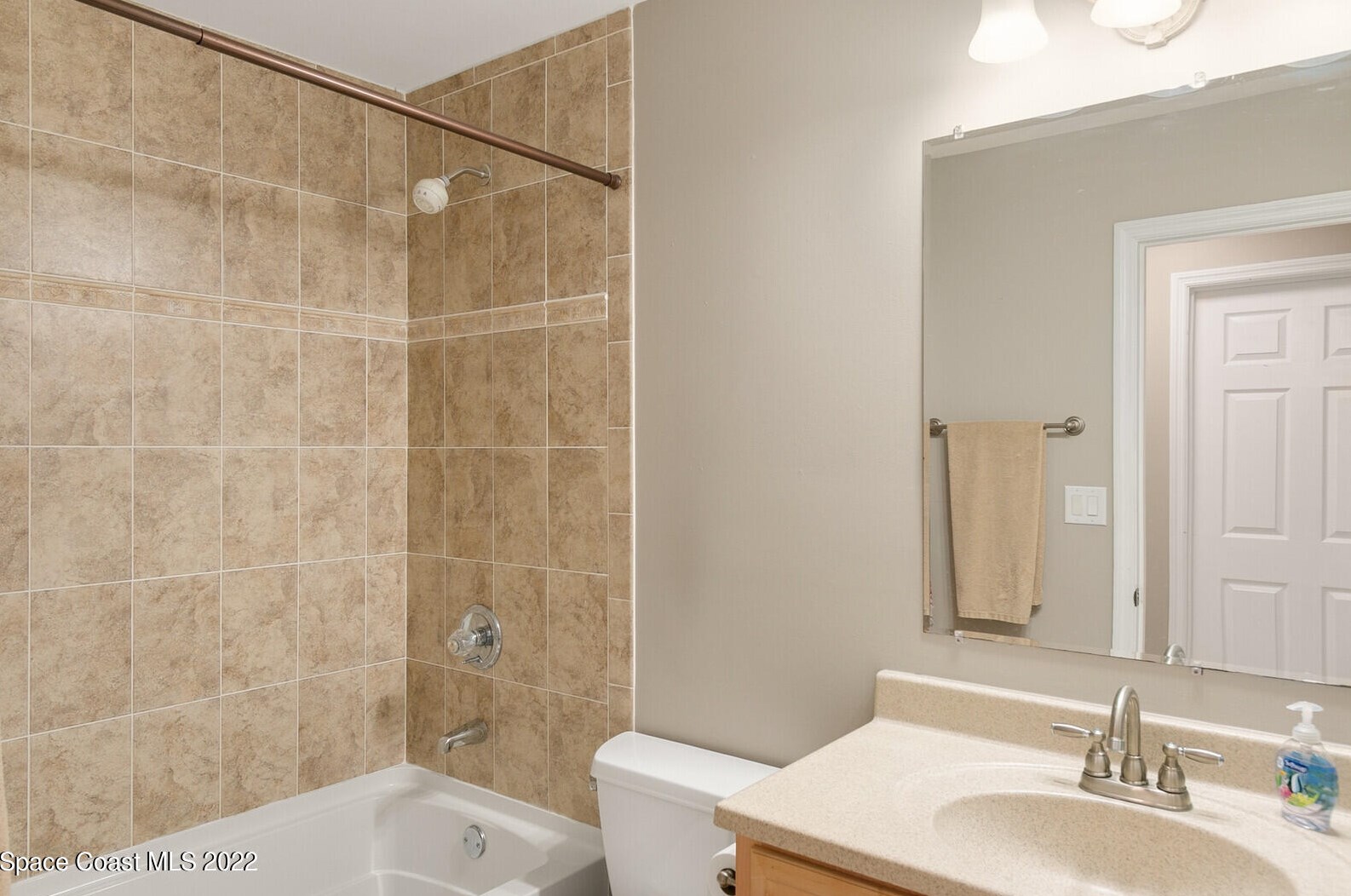 1065 Pne Is Rd, Merritt Island FL 32953-6605 exterior