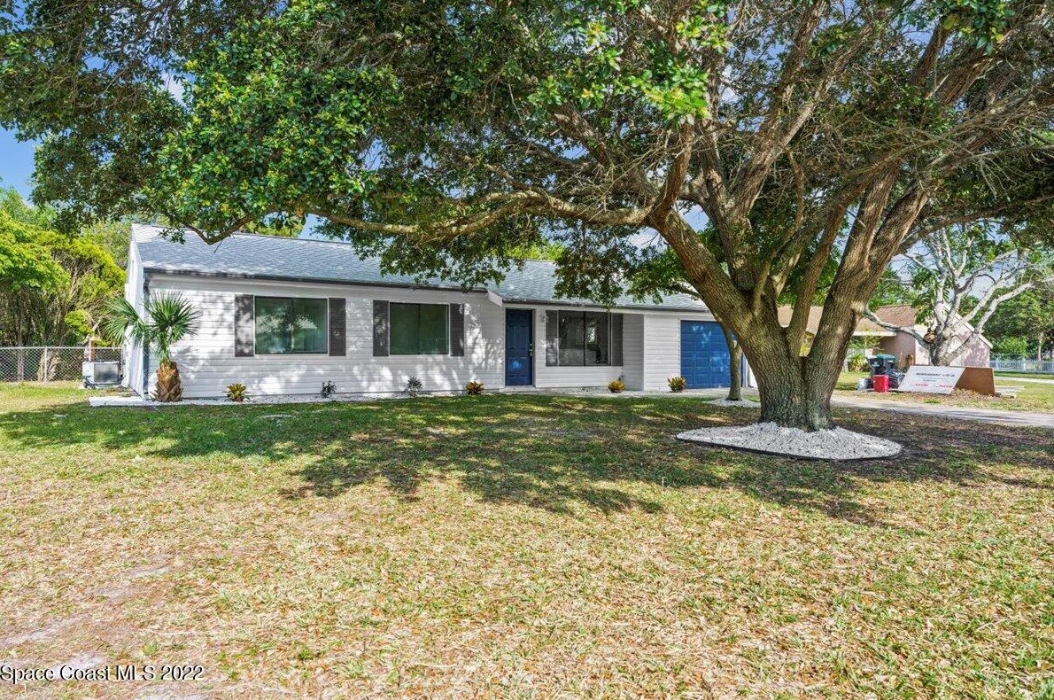1365 Wayside Ct, Melbourne FL 32905-3813 exterior