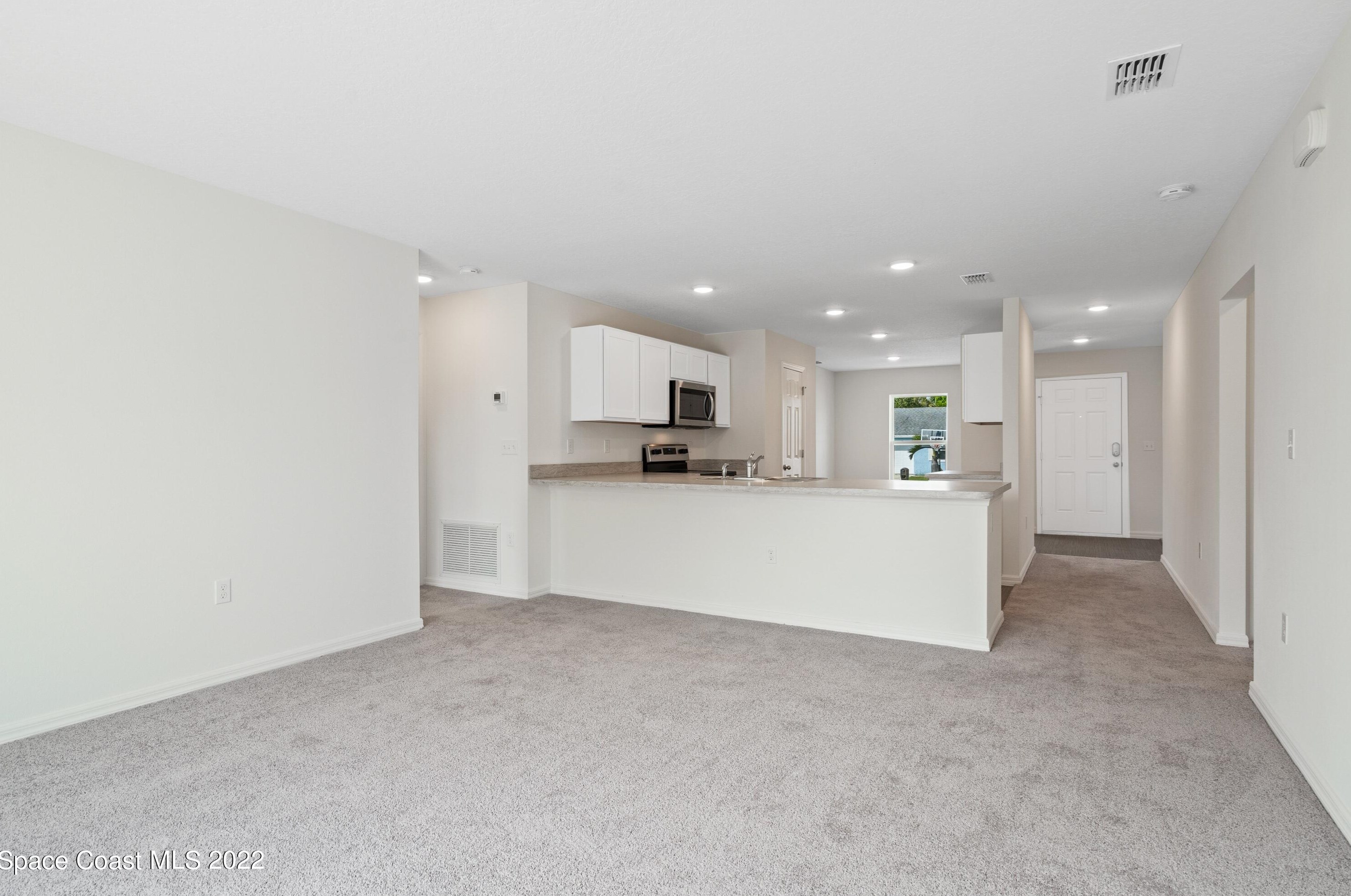 835 Natroma Ave, Melbourne FL 32908-6208 exterior