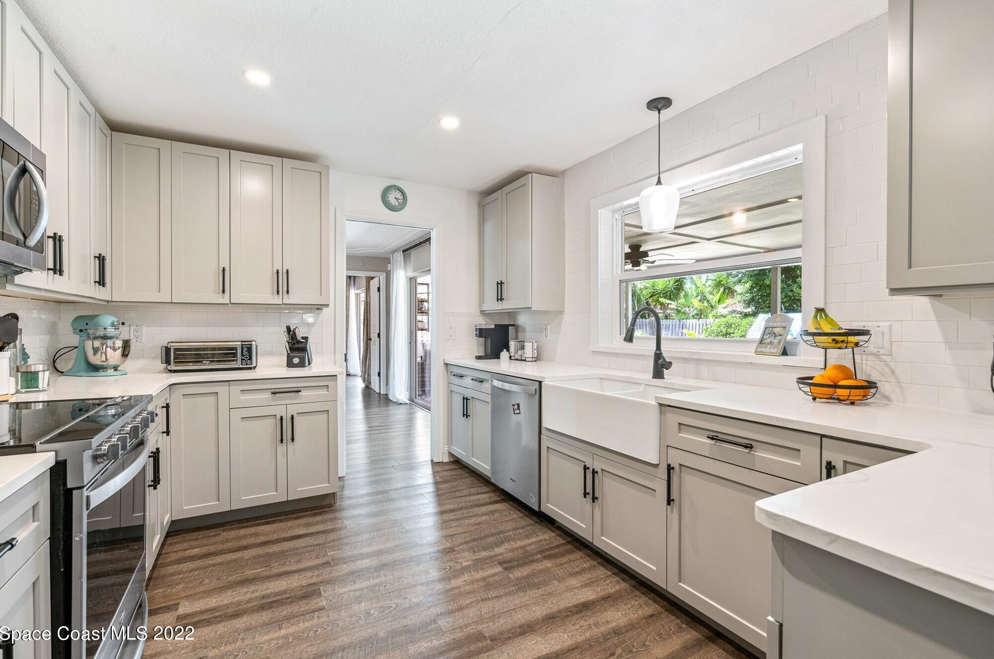 520 Rio Casa Dr, Melbourne FL 32903-3703 exterior