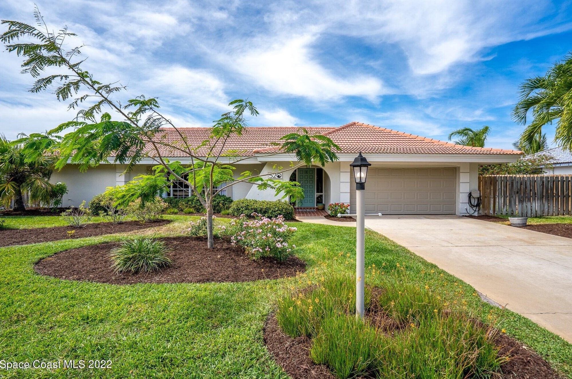 520 Rio Casa Dr, Melbourne FL 32903-3703 exterior