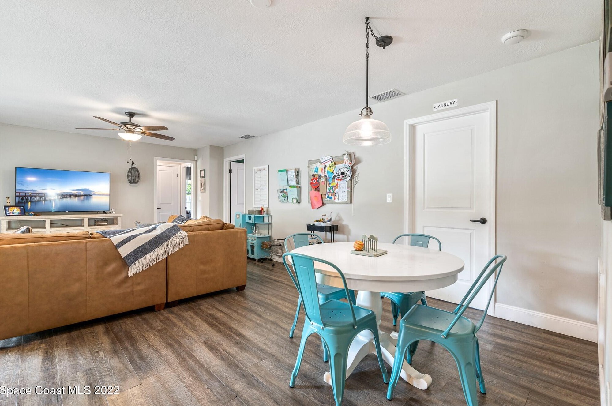 520 Rio Casa Dr, Melbourne FL 32903-3703 exterior