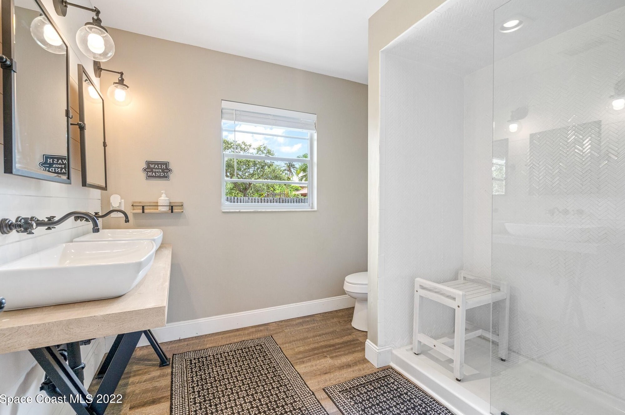 520 Rio Casa Dr, Melbourne FL 32903-3703 exterior