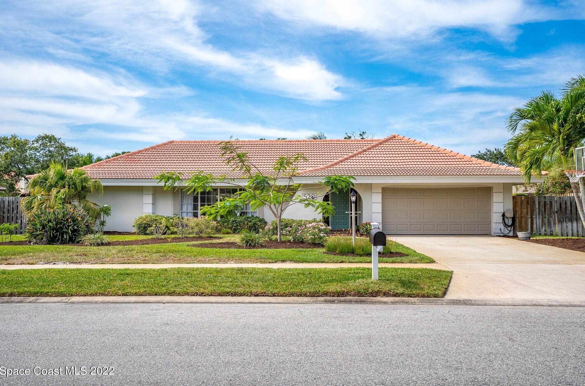 520 Rio Casa Dr, Melbourne FL 32903-3703 exterior