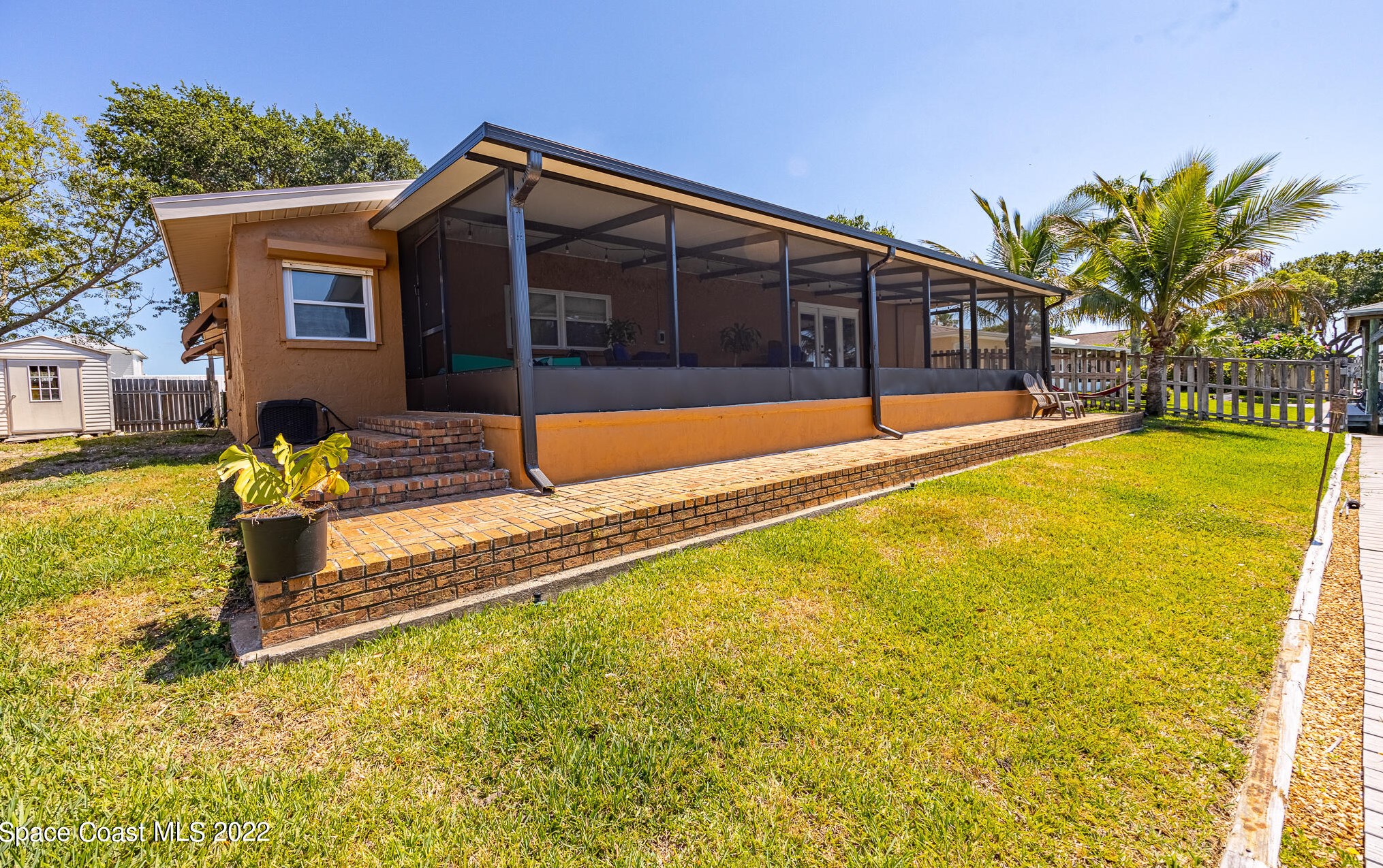 1625 Larchmont Ct, Merritt Island FL 32952-5668 exterior