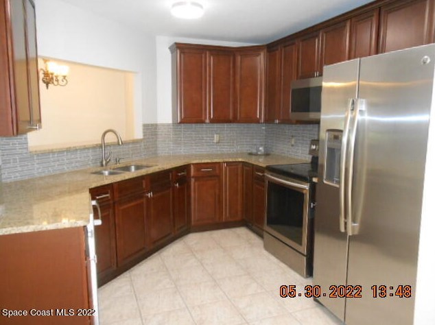 704 Spring Valley Dr, Melbourne FL  32940-1718 exterior