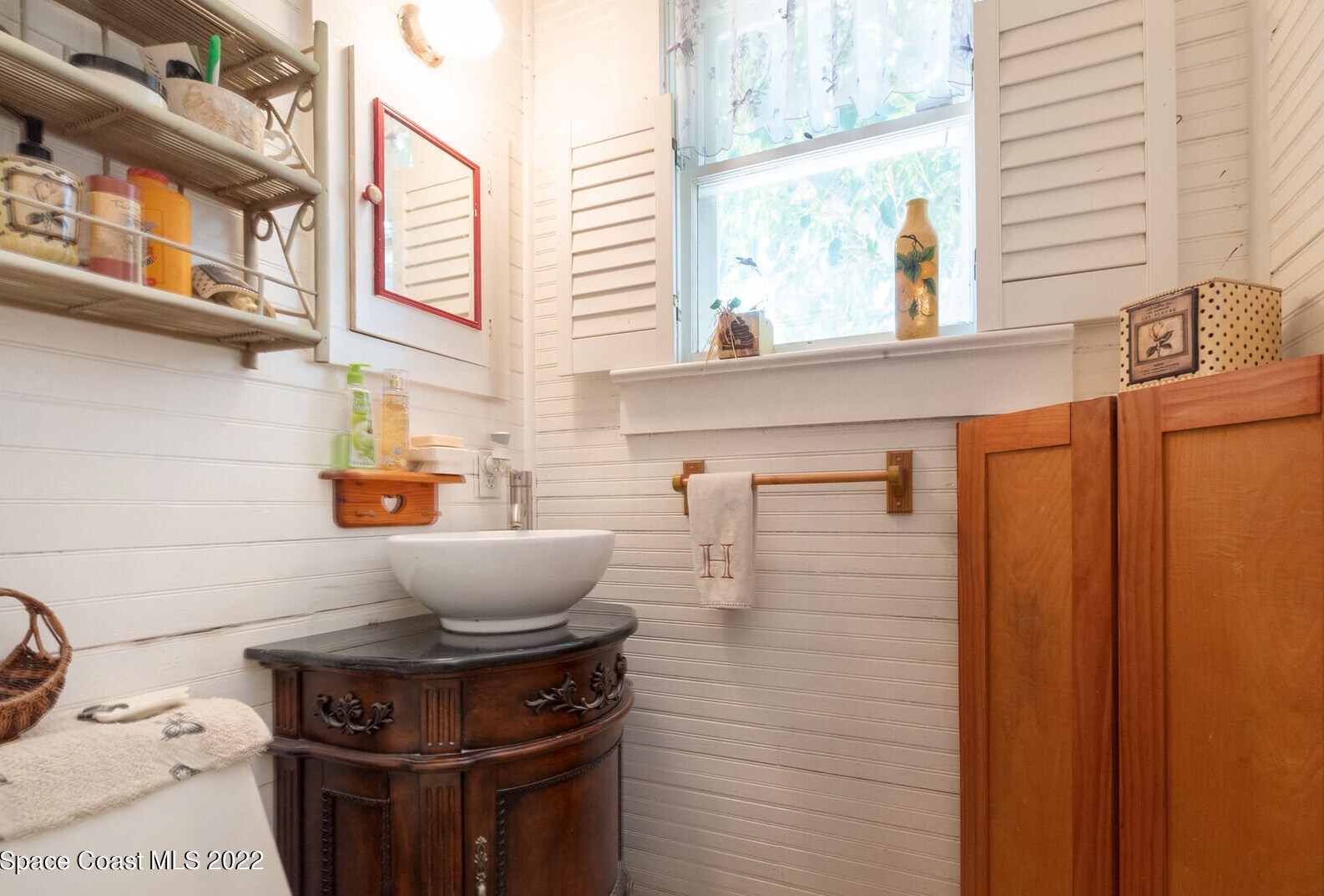 1698 Guava Ave, Melbourne FL 32935-7635 exterior