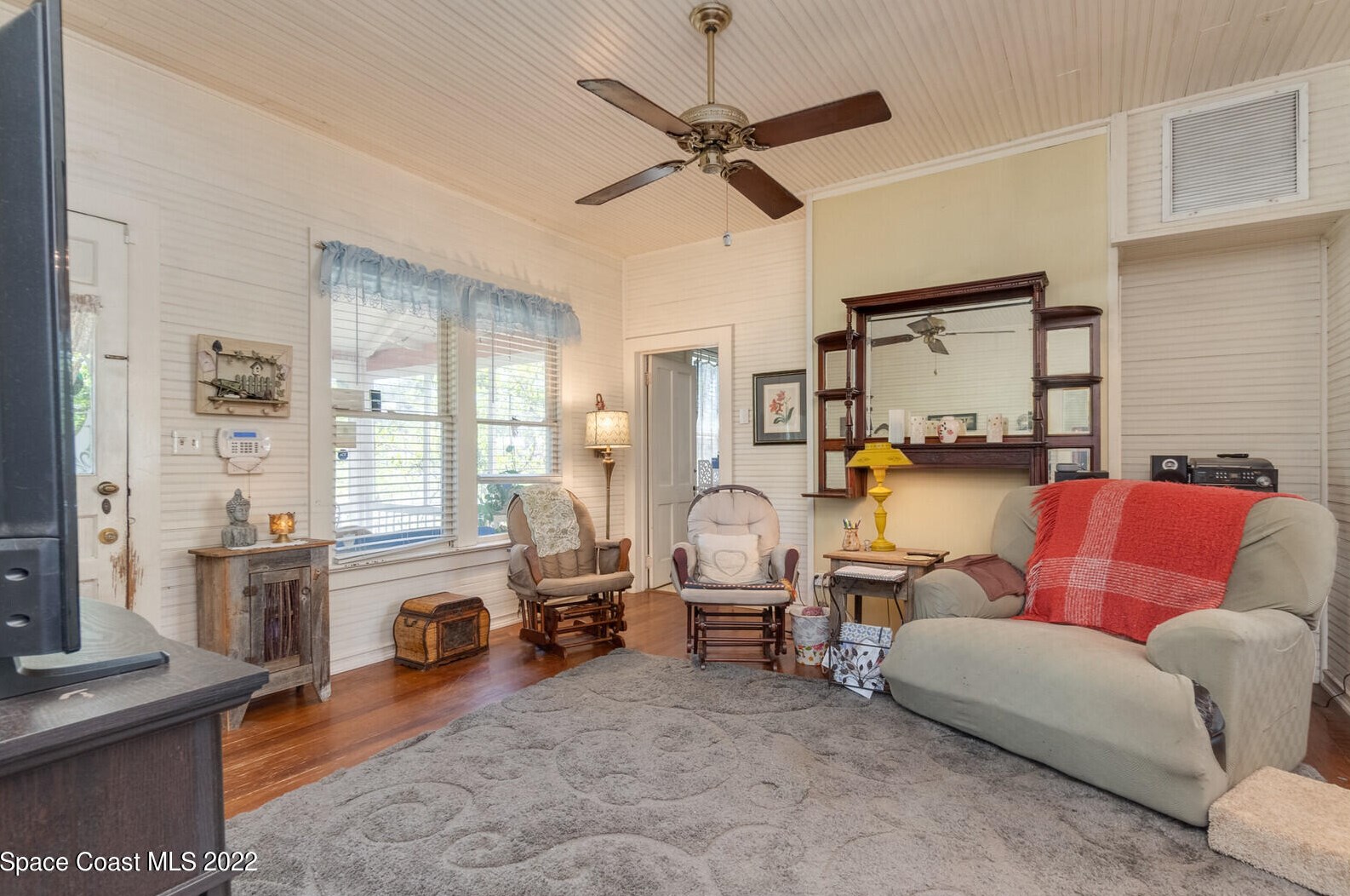 1698 Guava Ave, Melbourne FL 32935-7635 exterior