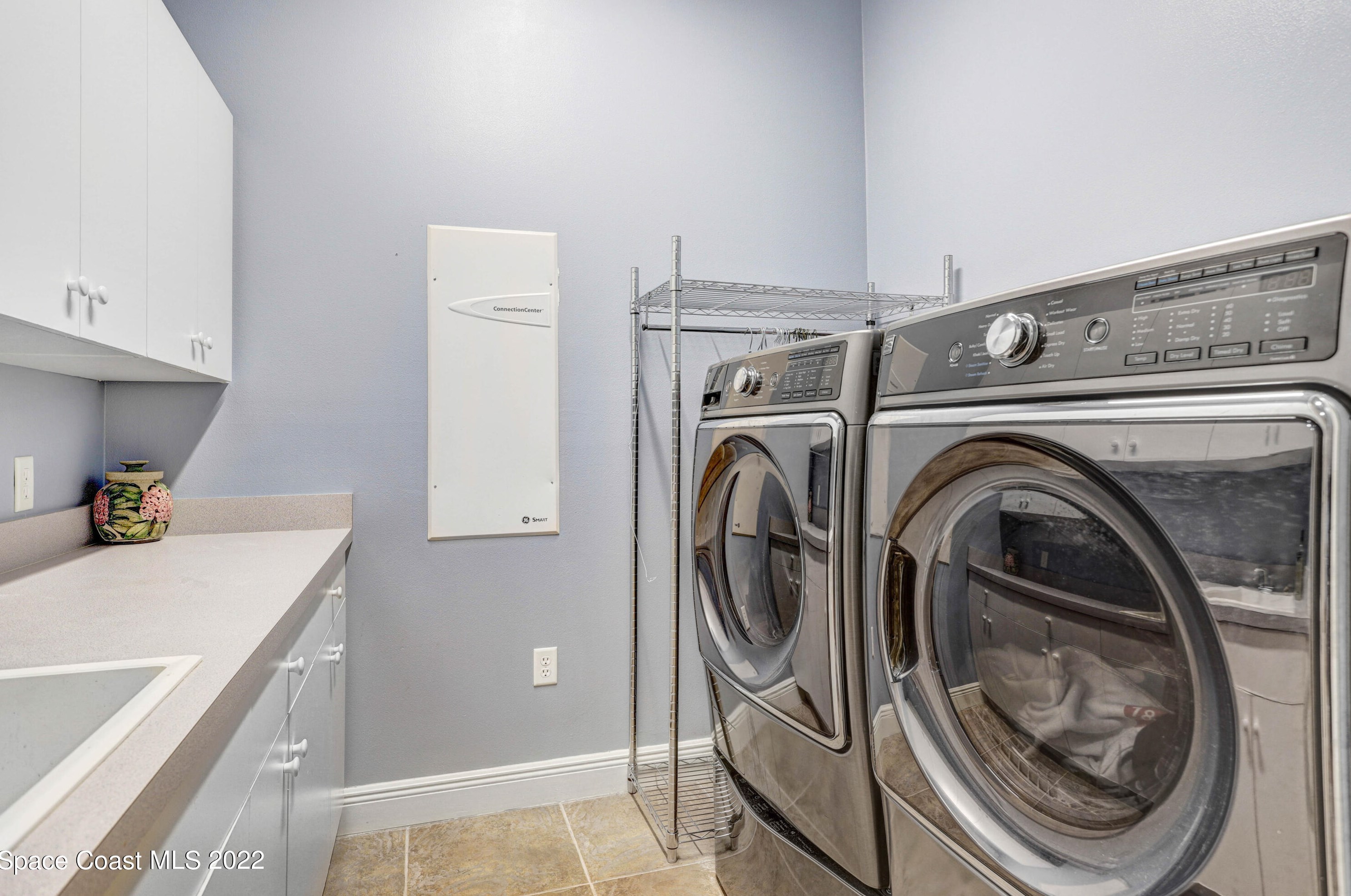 192 Rainbow St, Merritt Island FL 32952-6241 exterior