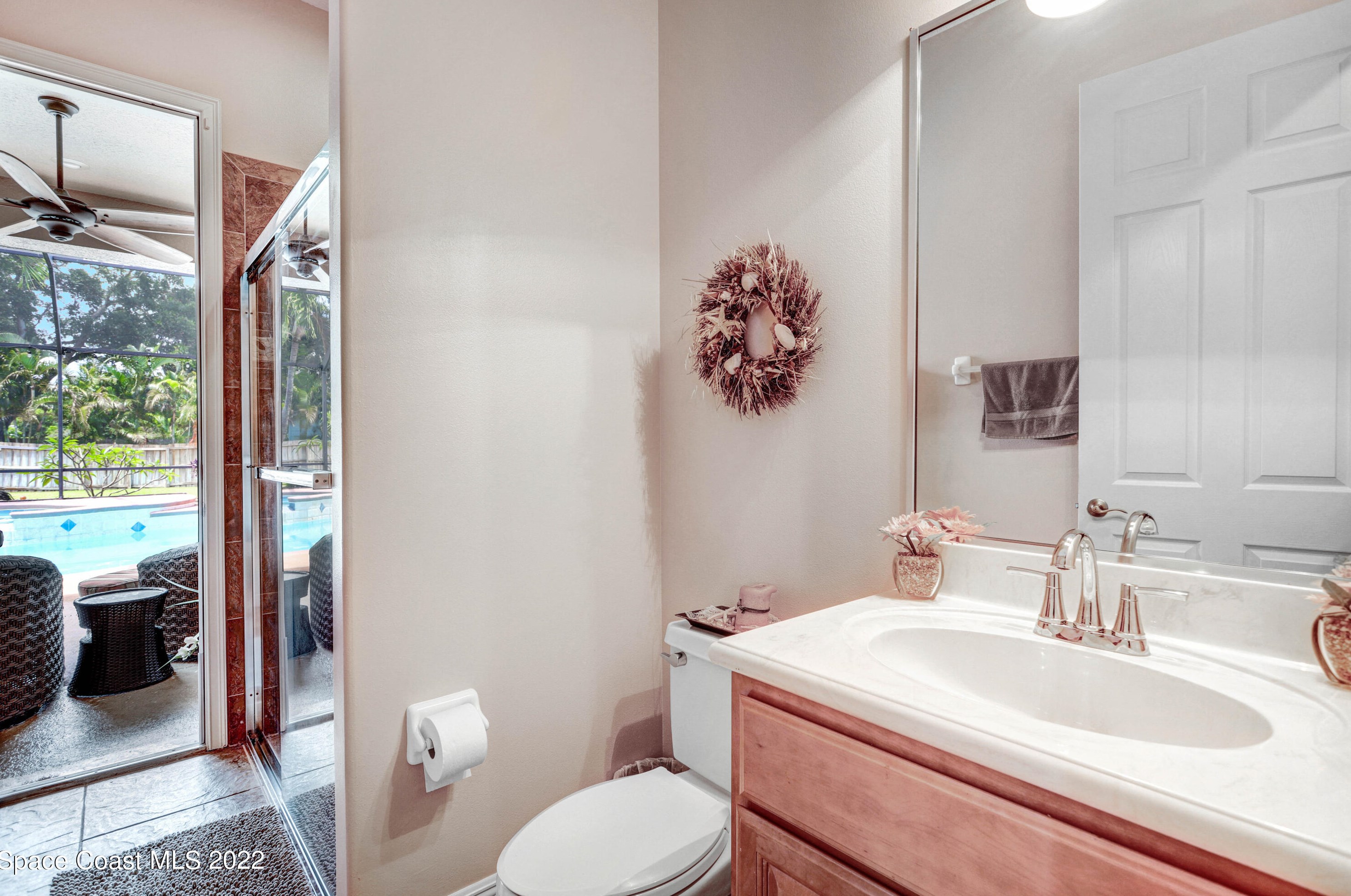 192 Rainbow St, Merritt Island FL 32952-6241 exterior