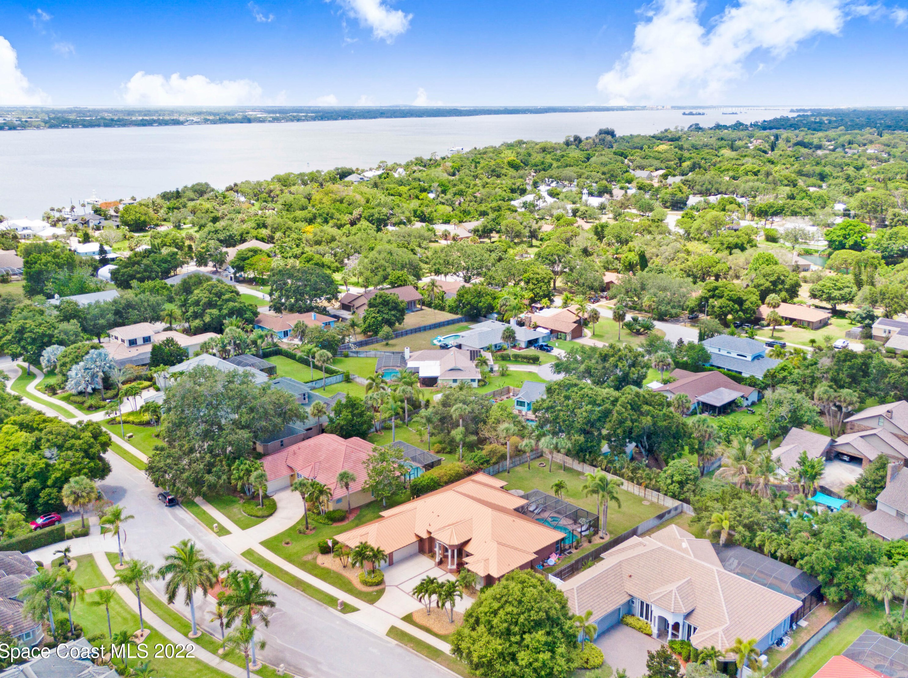 192 Rainbow St, Merritt Island FL 32952-6241 exterior