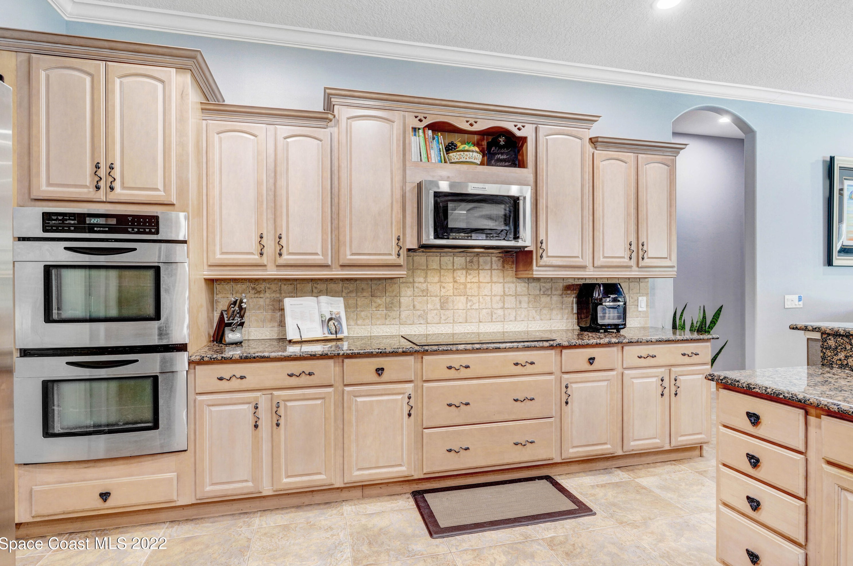 192 Rainbow St, Merritt Island FL 32952-6241 exterior