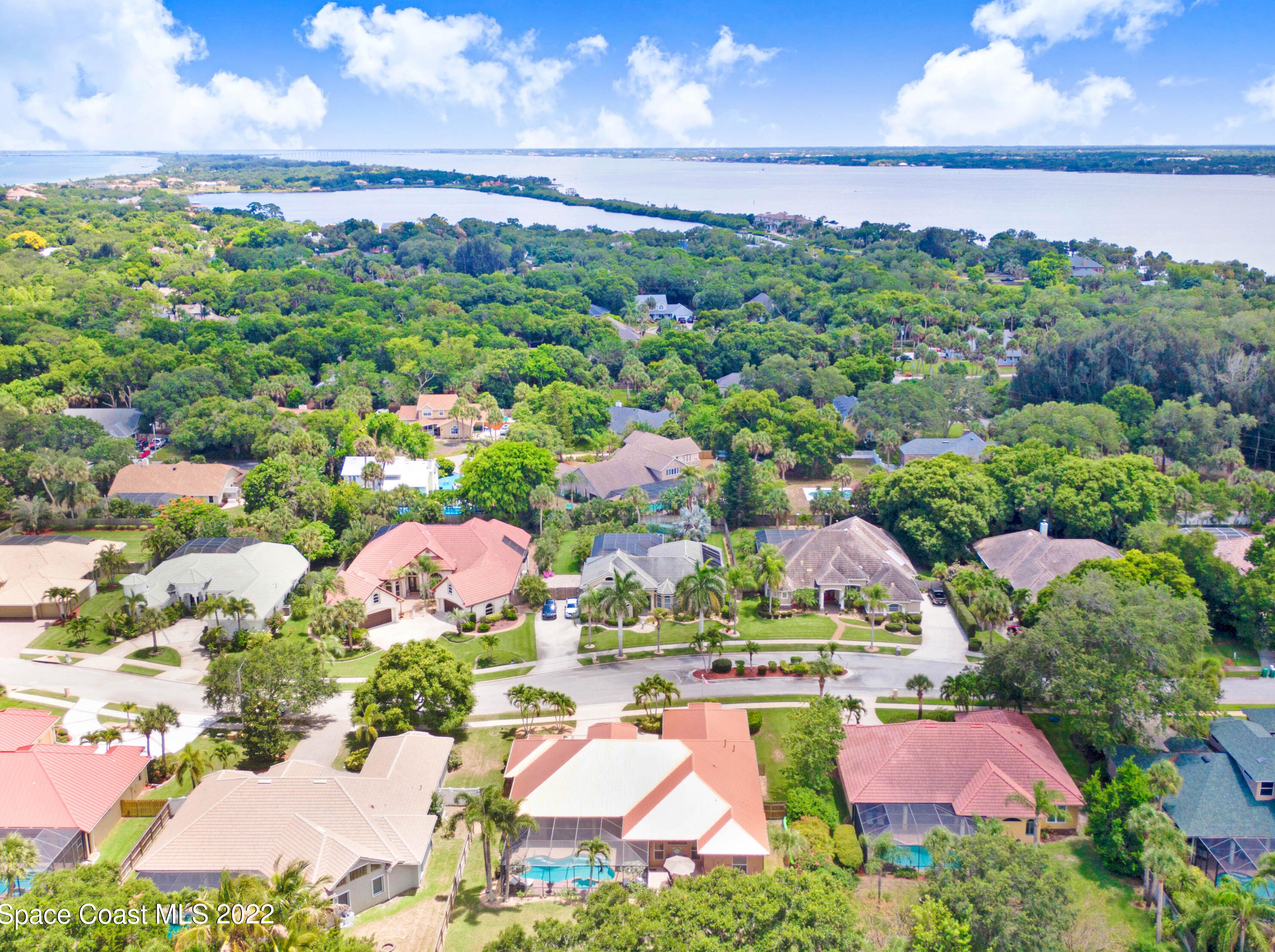 192 Rainbow St, Merritt Island FL 32952-6241 exterior