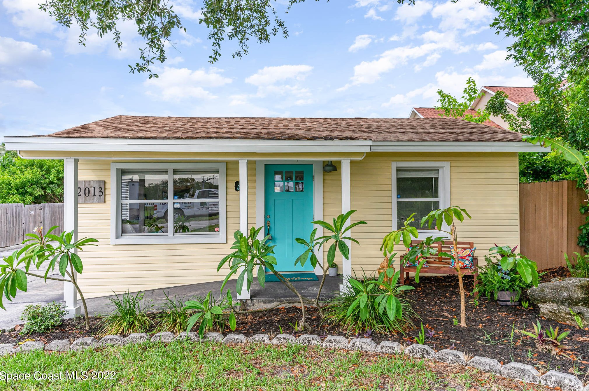 2013 Guava Ave, Melbourne FL 32935-6611 exterior