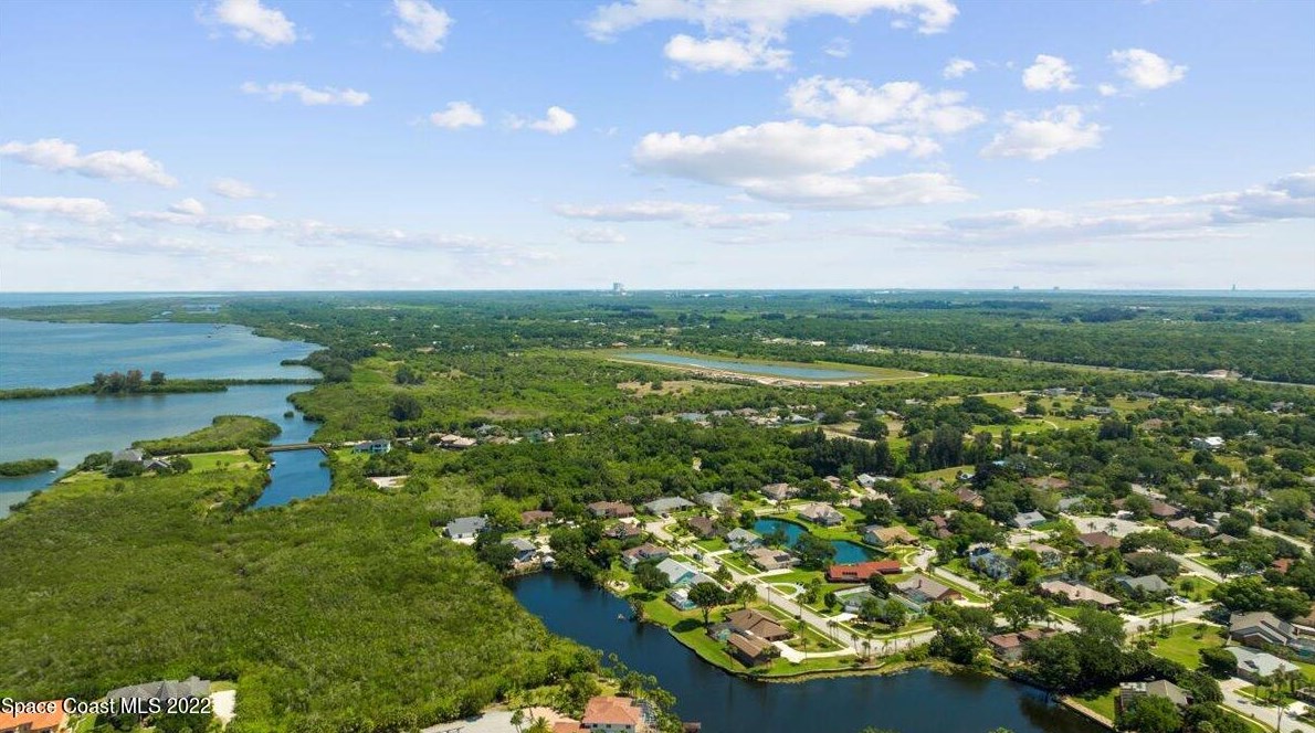 4785 Navaho Trl, Merritt Island FL  32953-7825 exterior