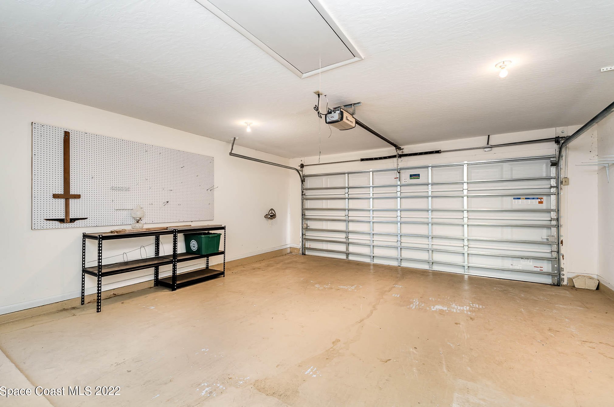 1701 Freedom Dr, Melbourne FL 32940-6714 exterior