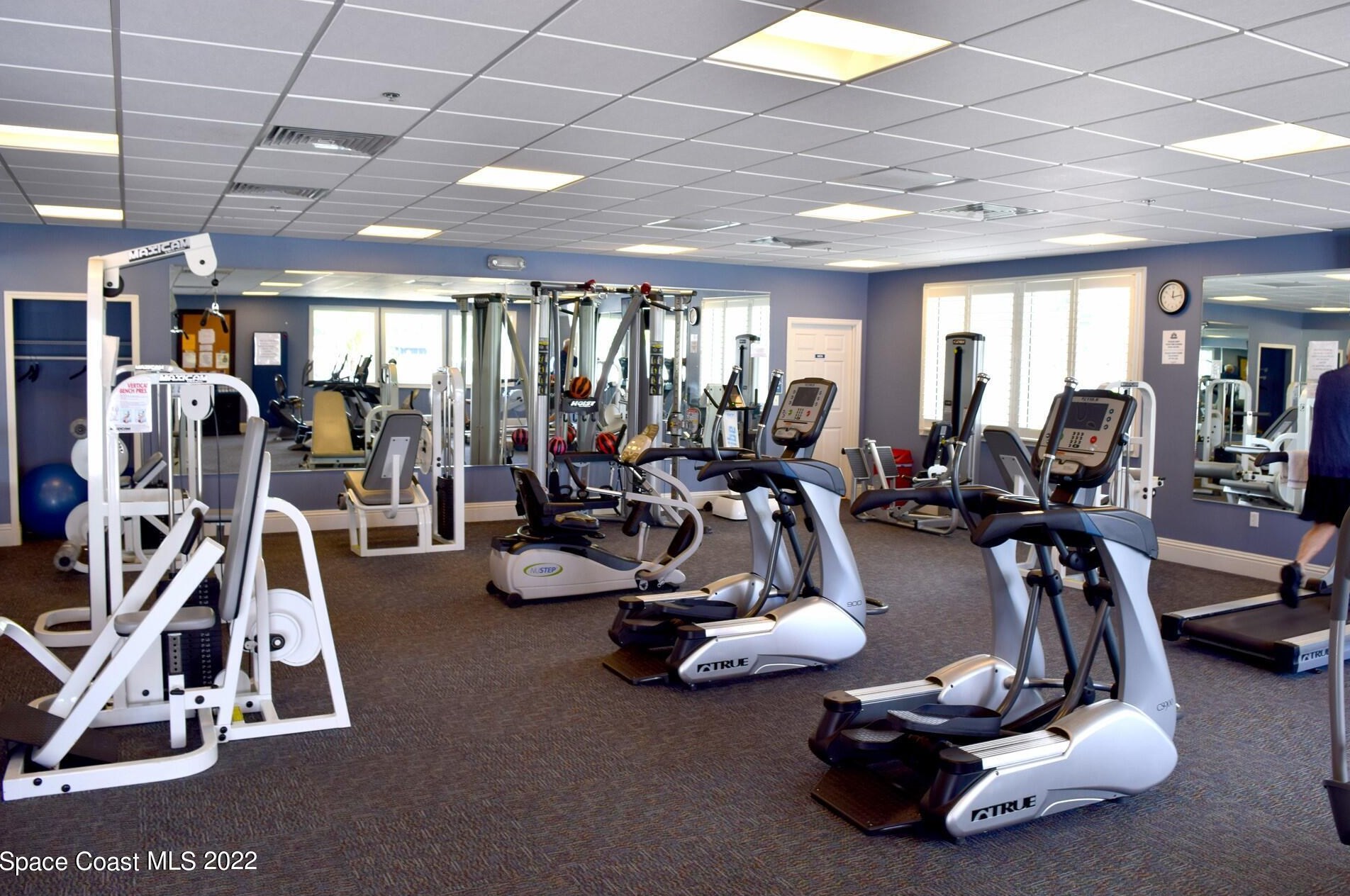 1701 Freedom Dr, Melbourne FL 32940-6714 exterior