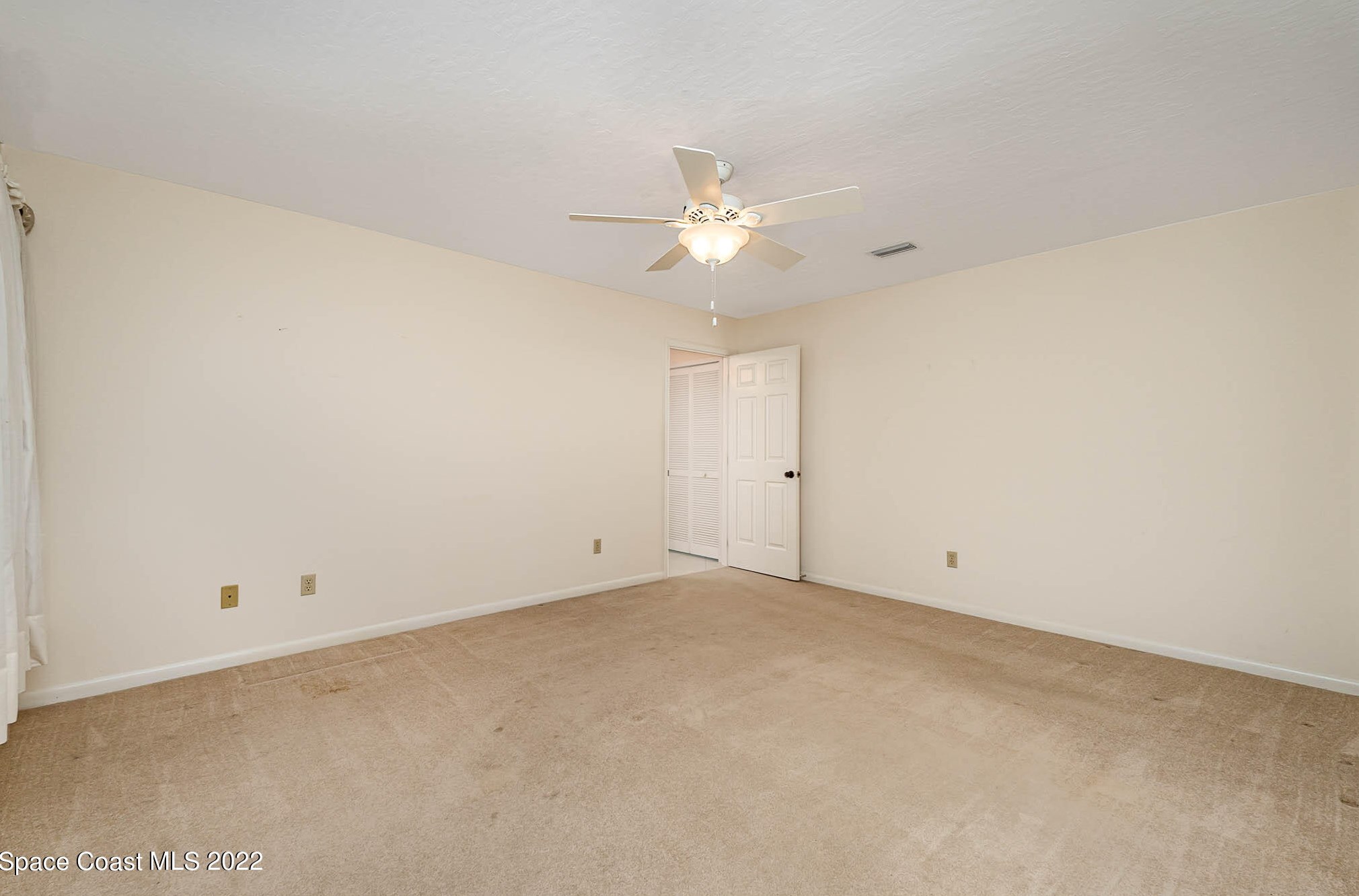 1701 Freedom Dr, Melbourne FL 32940-6714 exterior