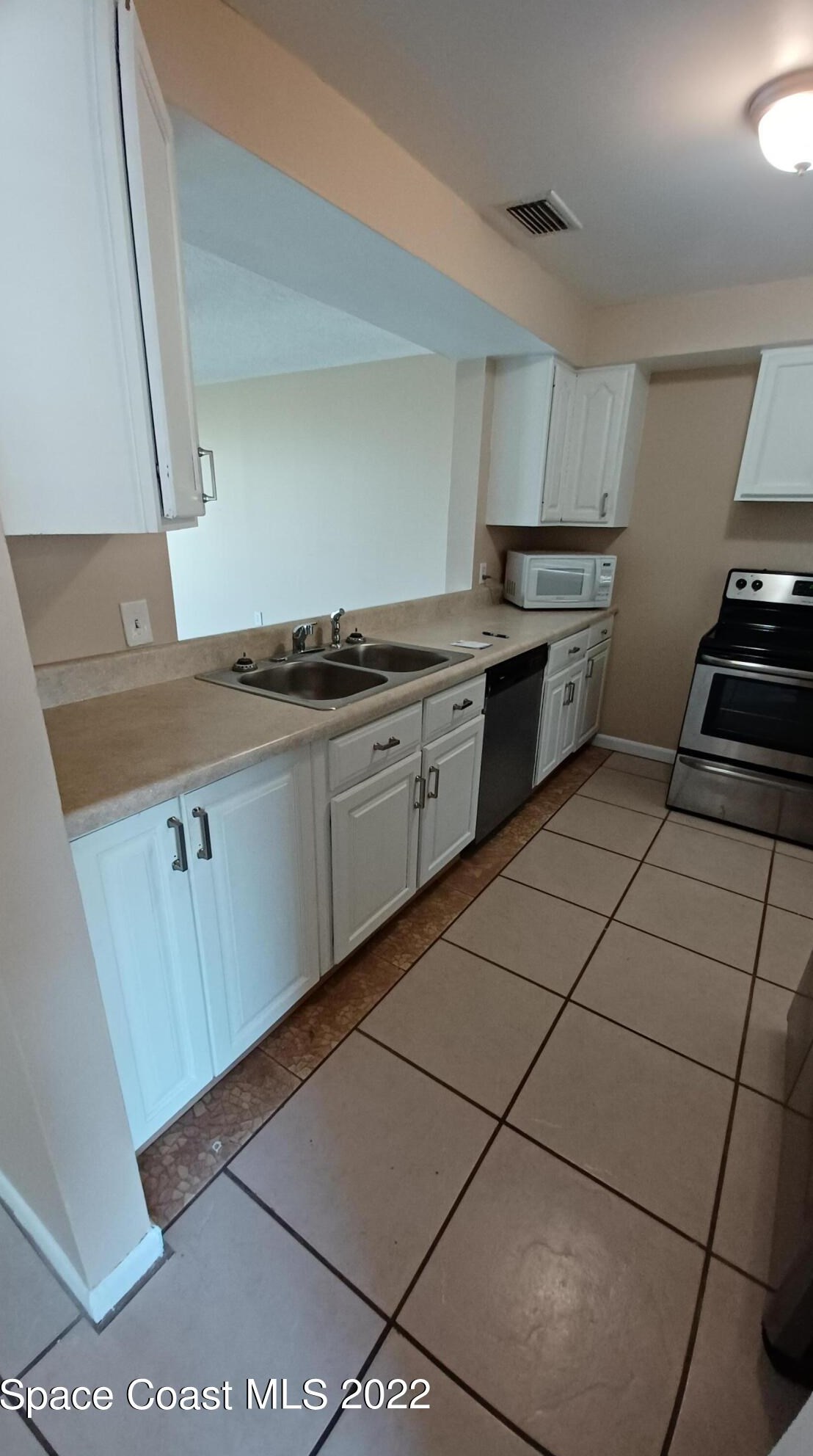 174 San Juan Cir, Melbourne FL  32935-5453 exterior