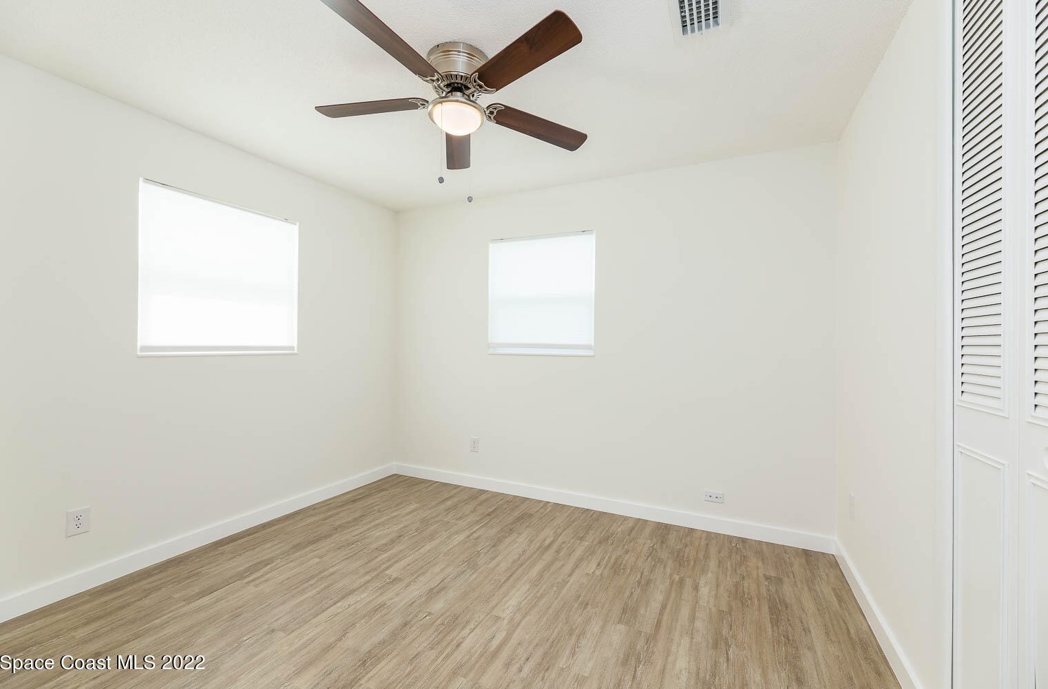 557 Ixora Dr, Melbourne FL  32935-6334 exterior