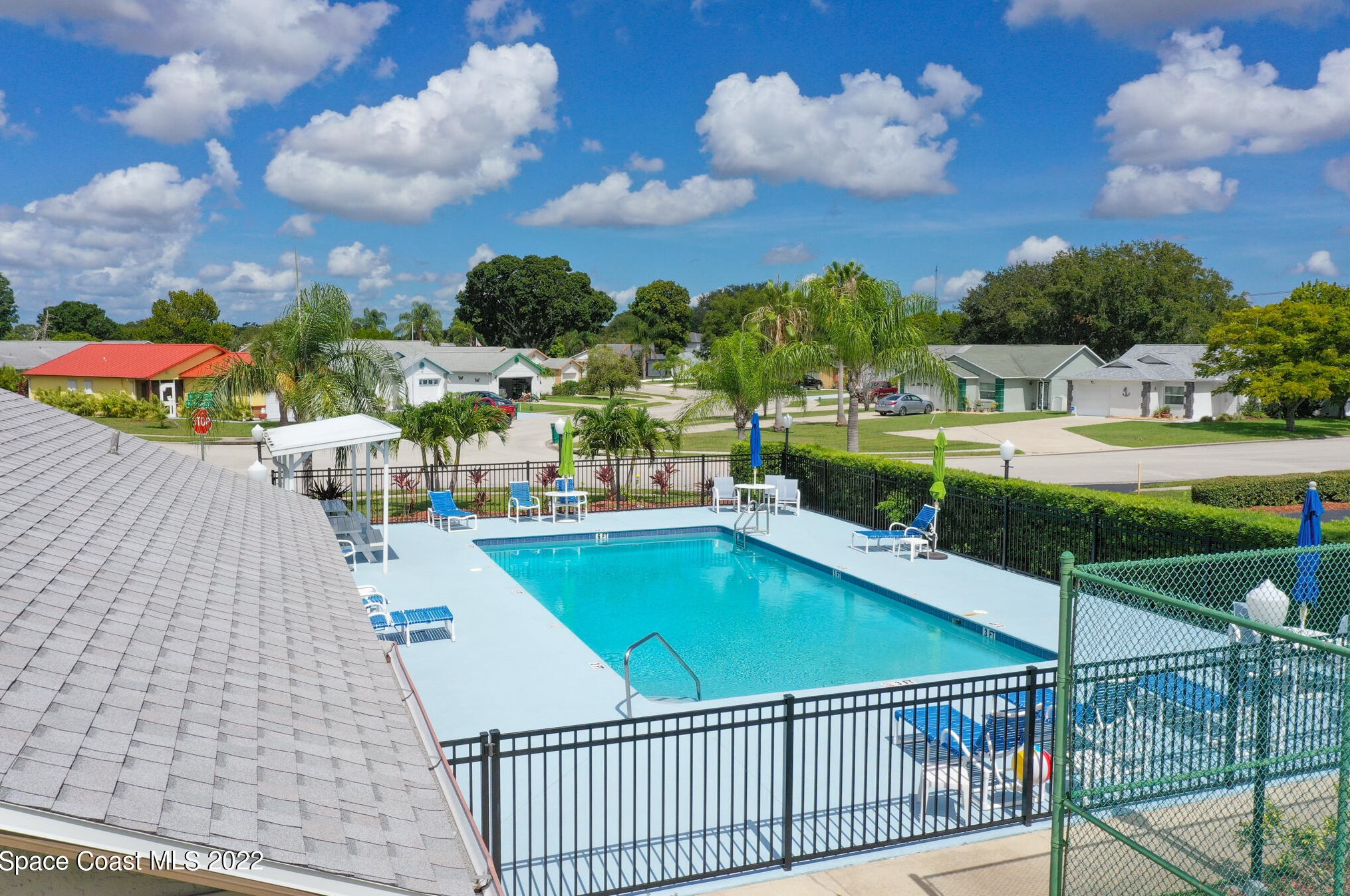 3985 Bayberry Dr, Melbourne FL 32901-8456 exterior