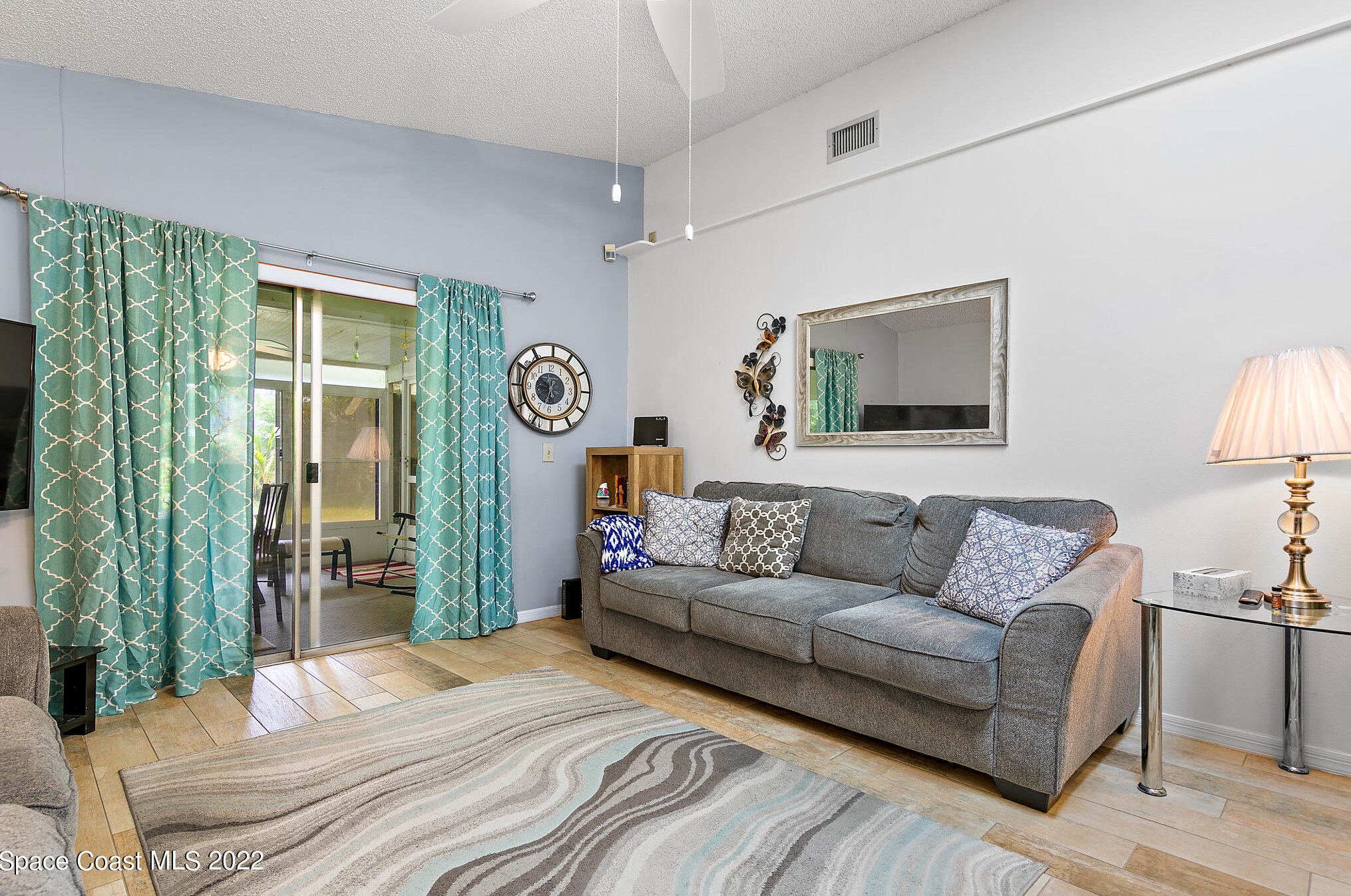 3985 Bayberry Dr, Melbourne FL 32901-8456 exterior