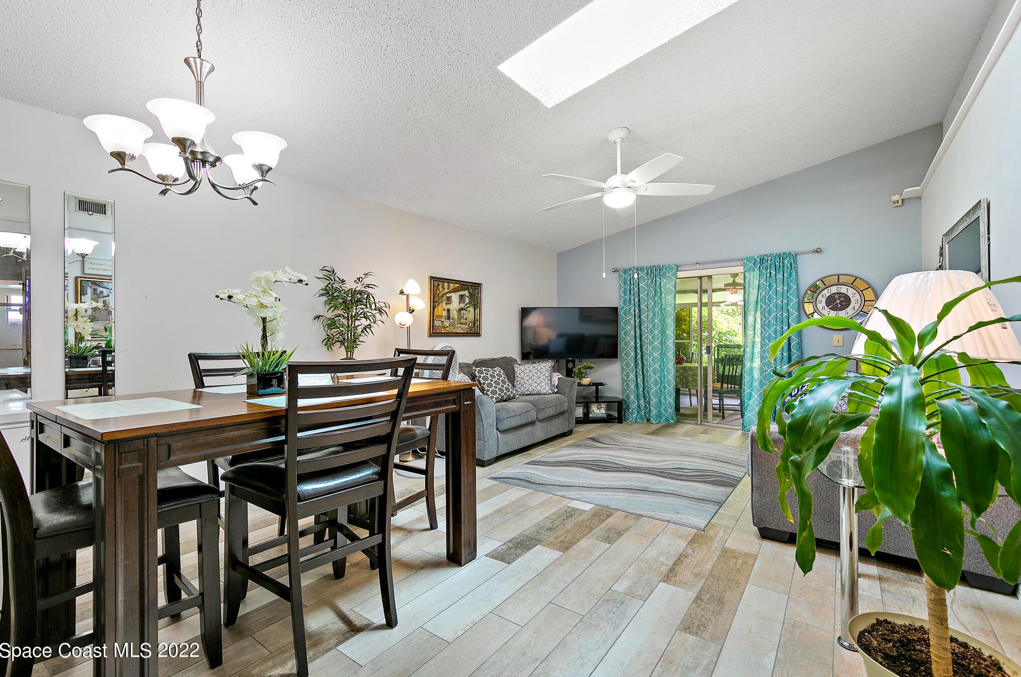 3985 Bayberry Dr, Melbourne FL 32901-8456 exterior