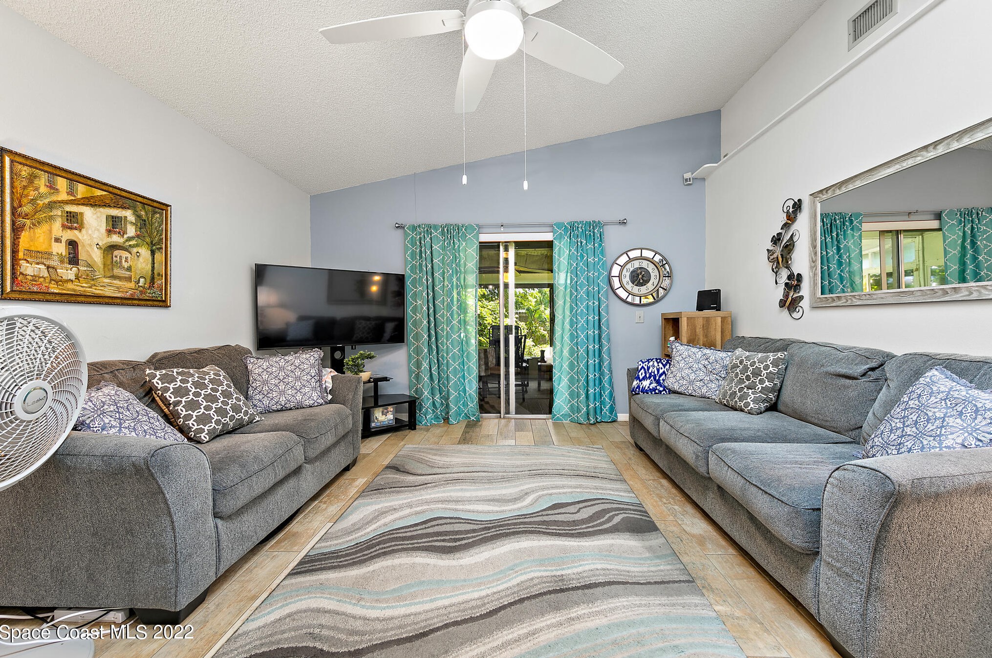 3985 Bayberry Dr, Melbourne FL 32901-8456 exterior